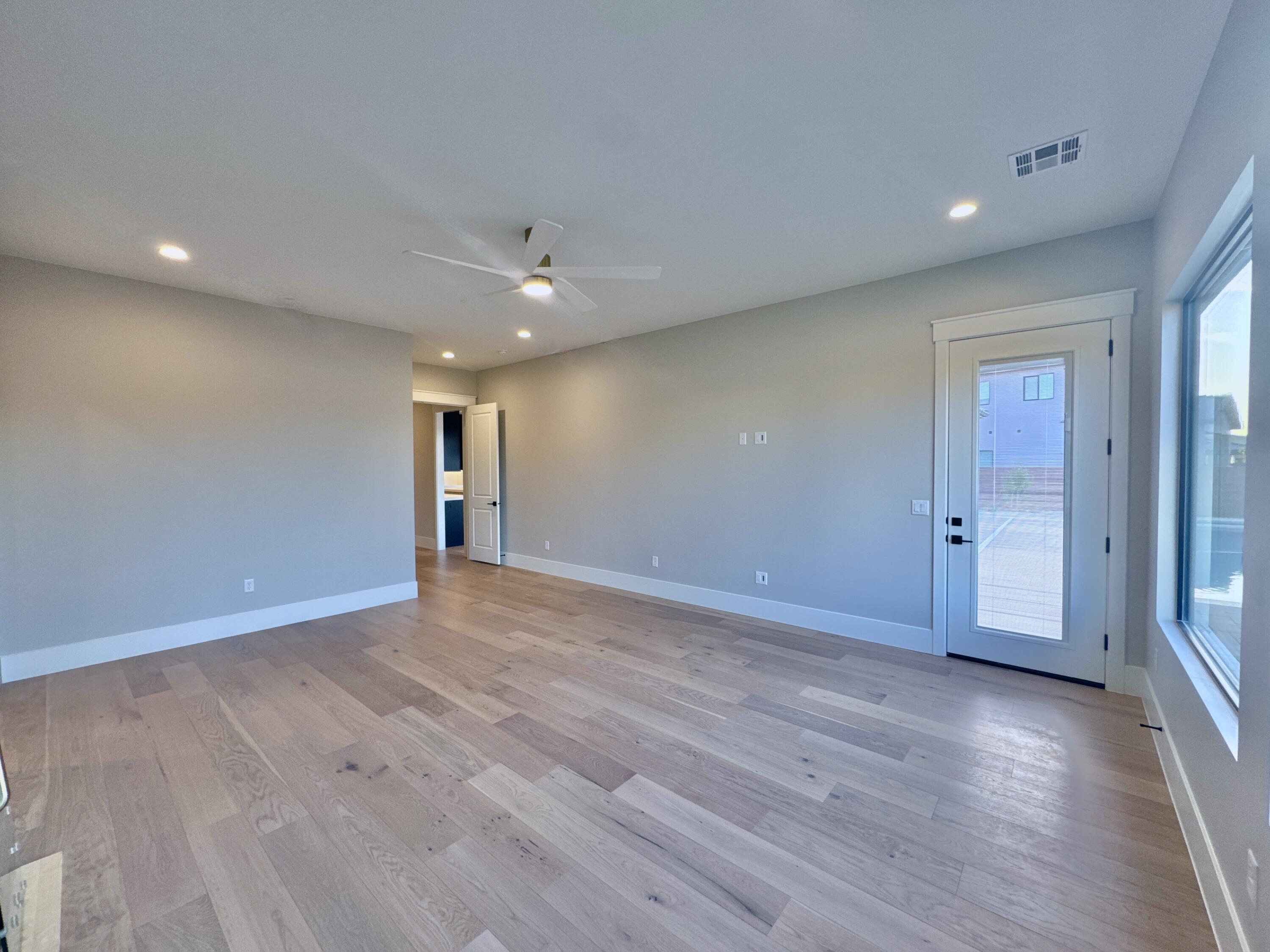 LAKESIDE AT STUCKI FARMS - Residential