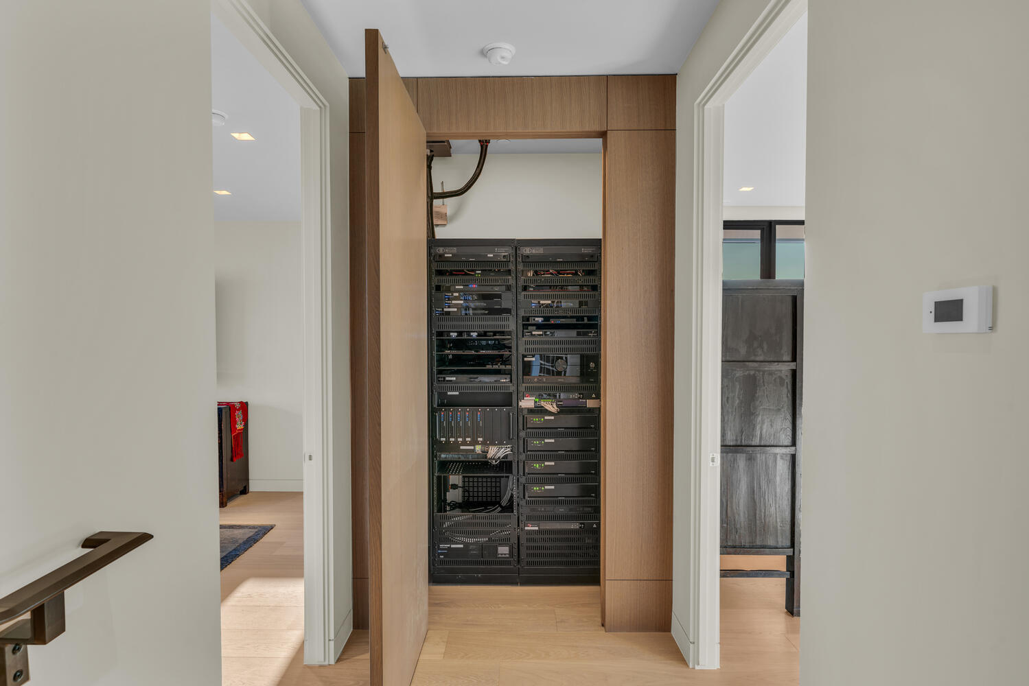 POSOVI - Residential