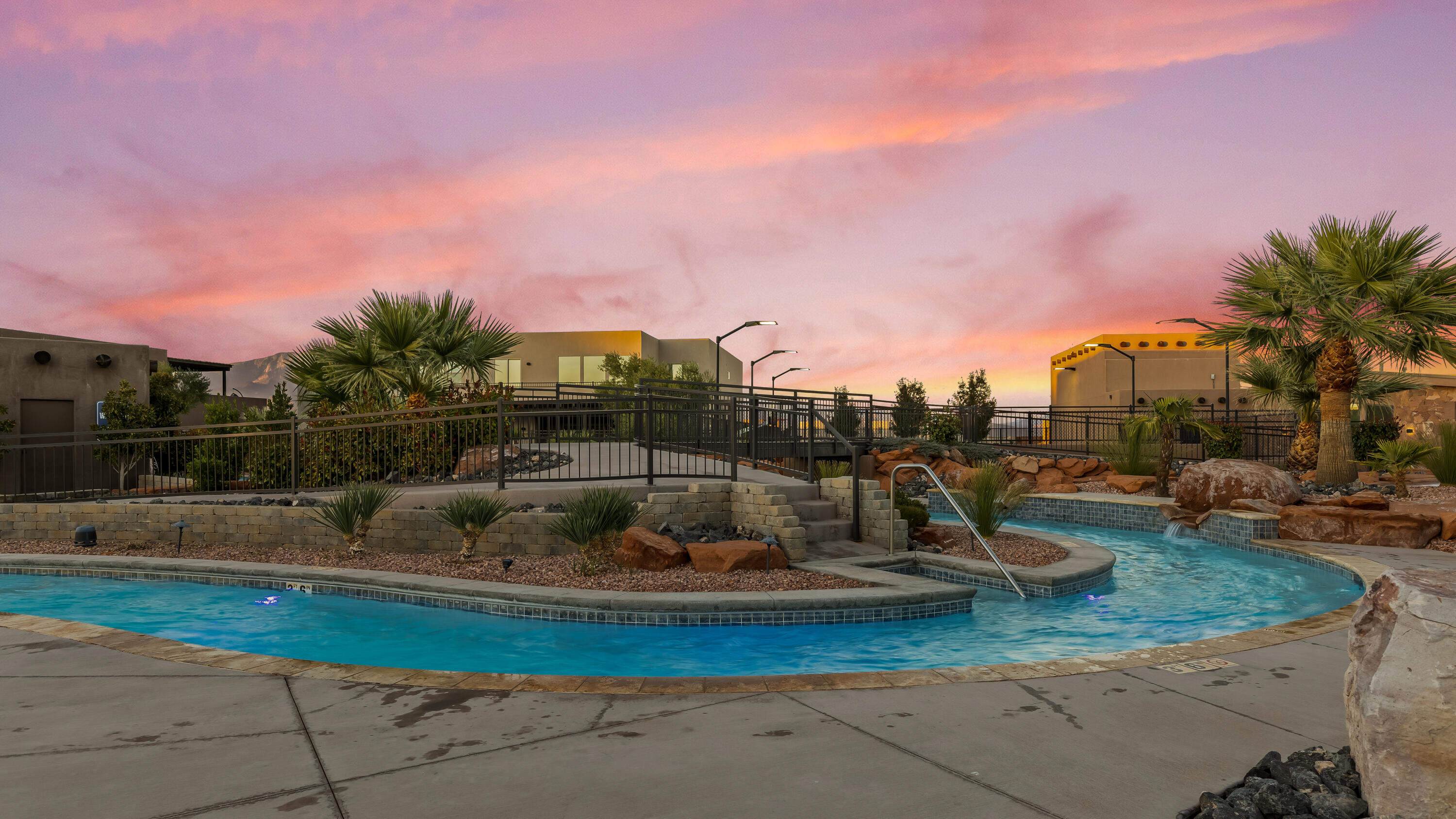 TAVA RESORT AT SAND HOLLOW - Residential