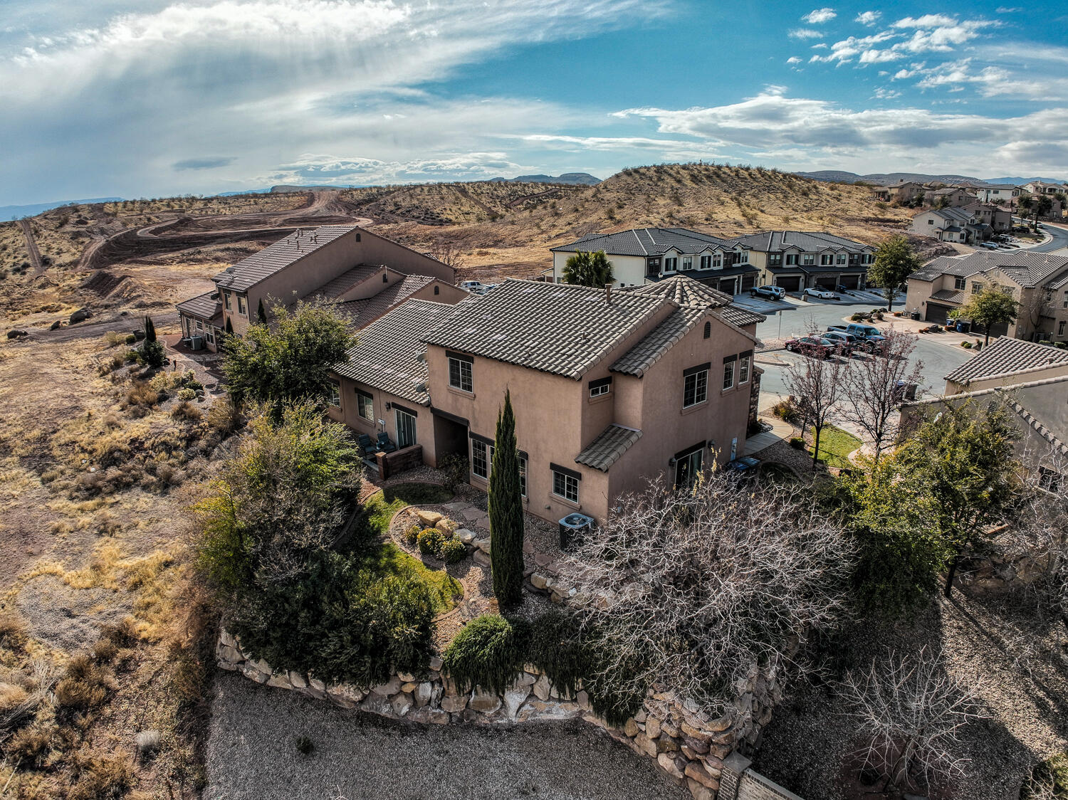 TUSCANY HILLS - Residential