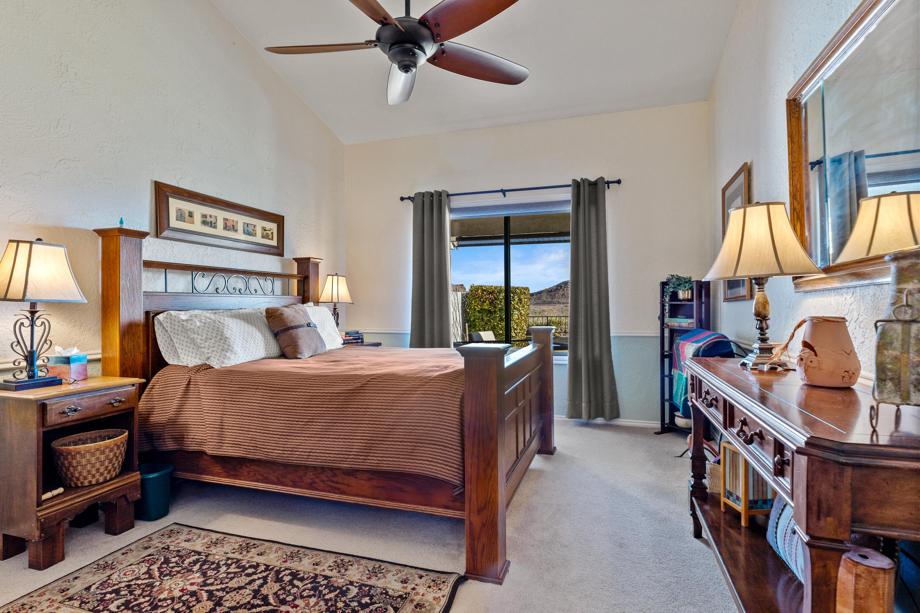 VINTAGE - Residential