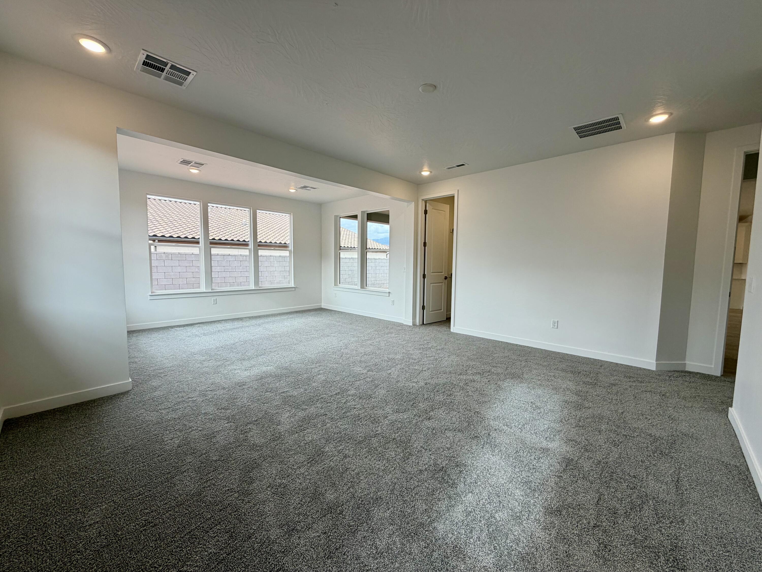 RED SLATE ESTATES - Residential