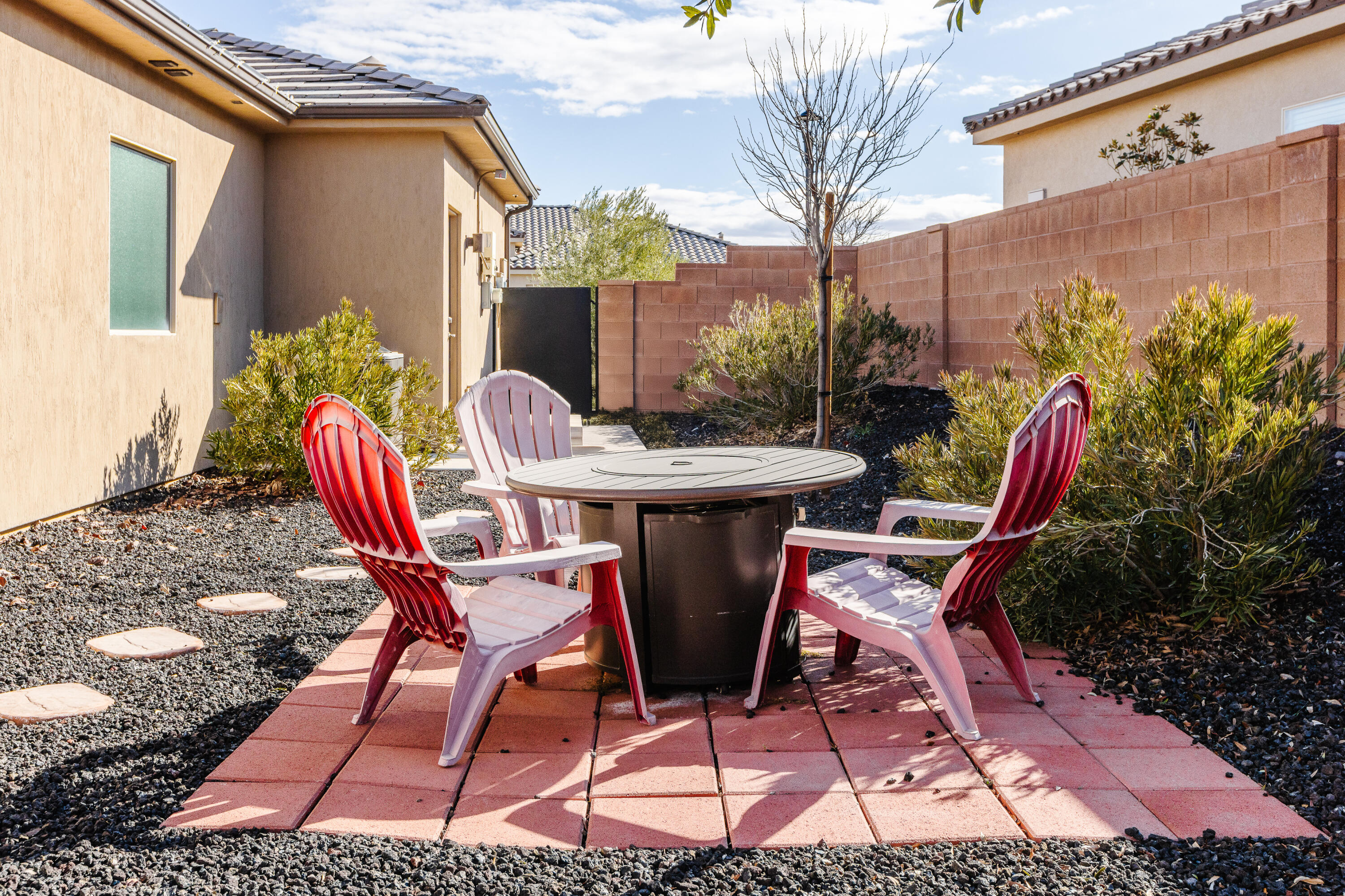 VARANO VISTAS AT DIVARIO - Residential