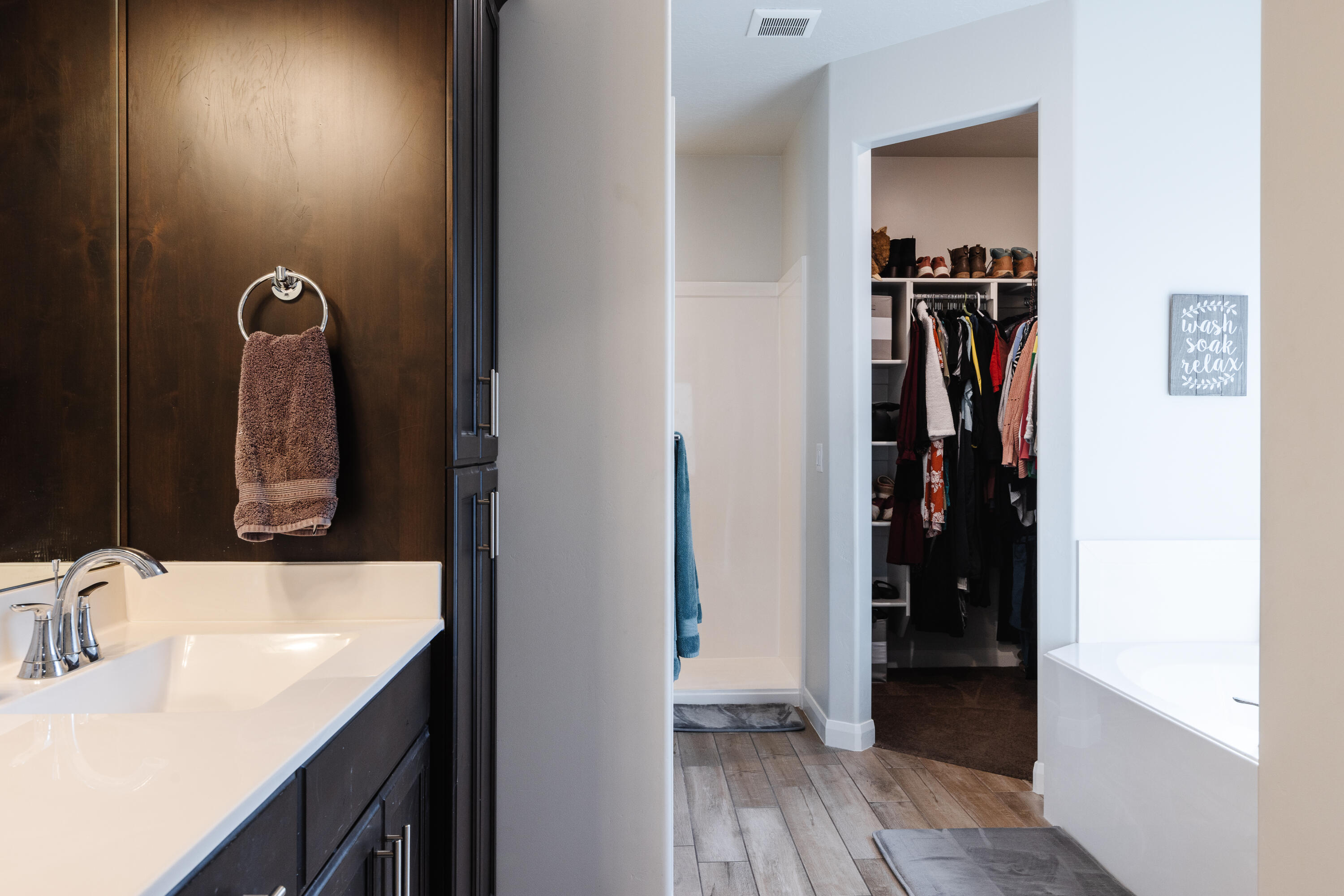 VARANO VISTAS AT DIVARIO - Residential