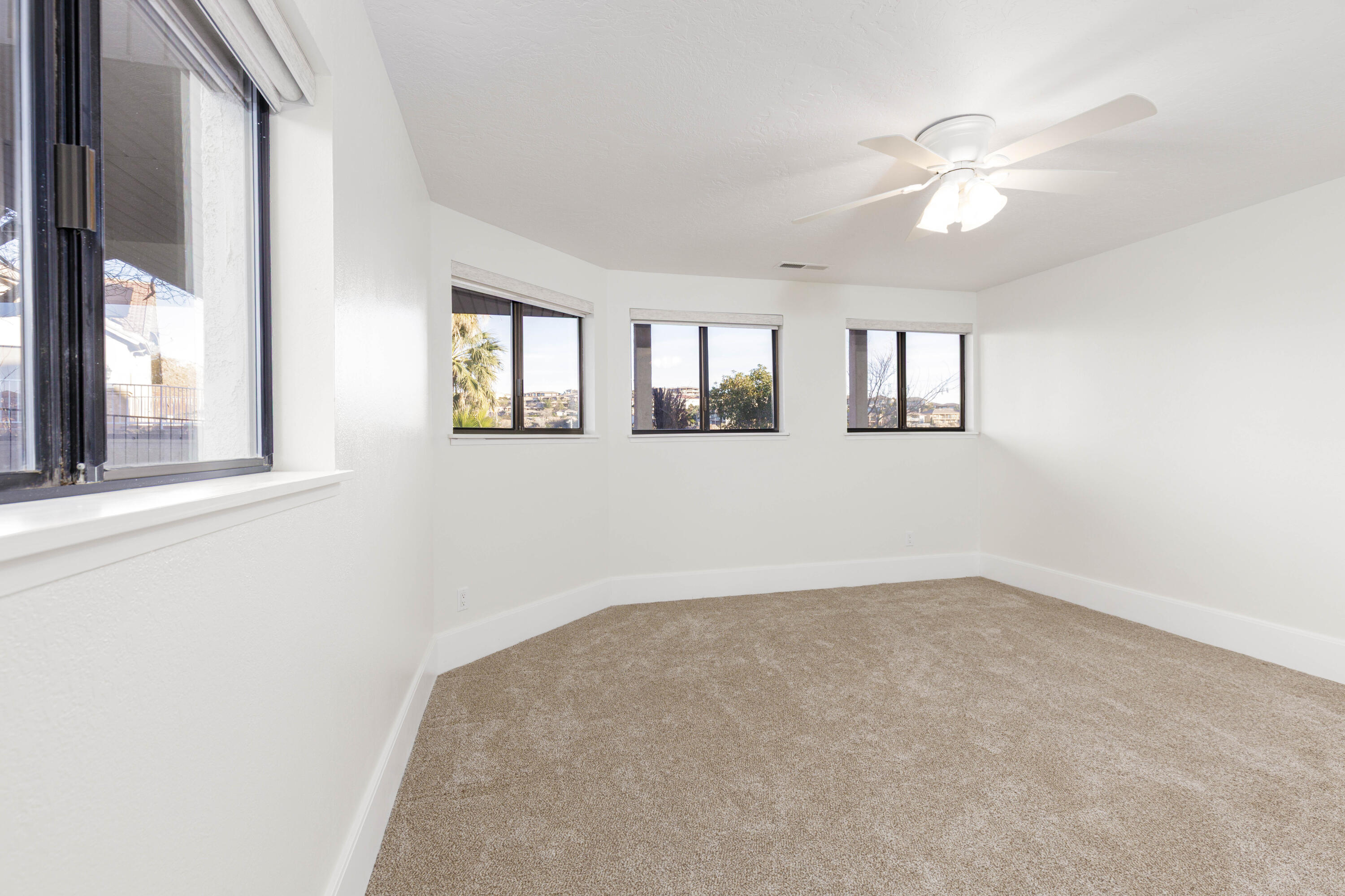 BLOOMINGTON HILLS - Residential