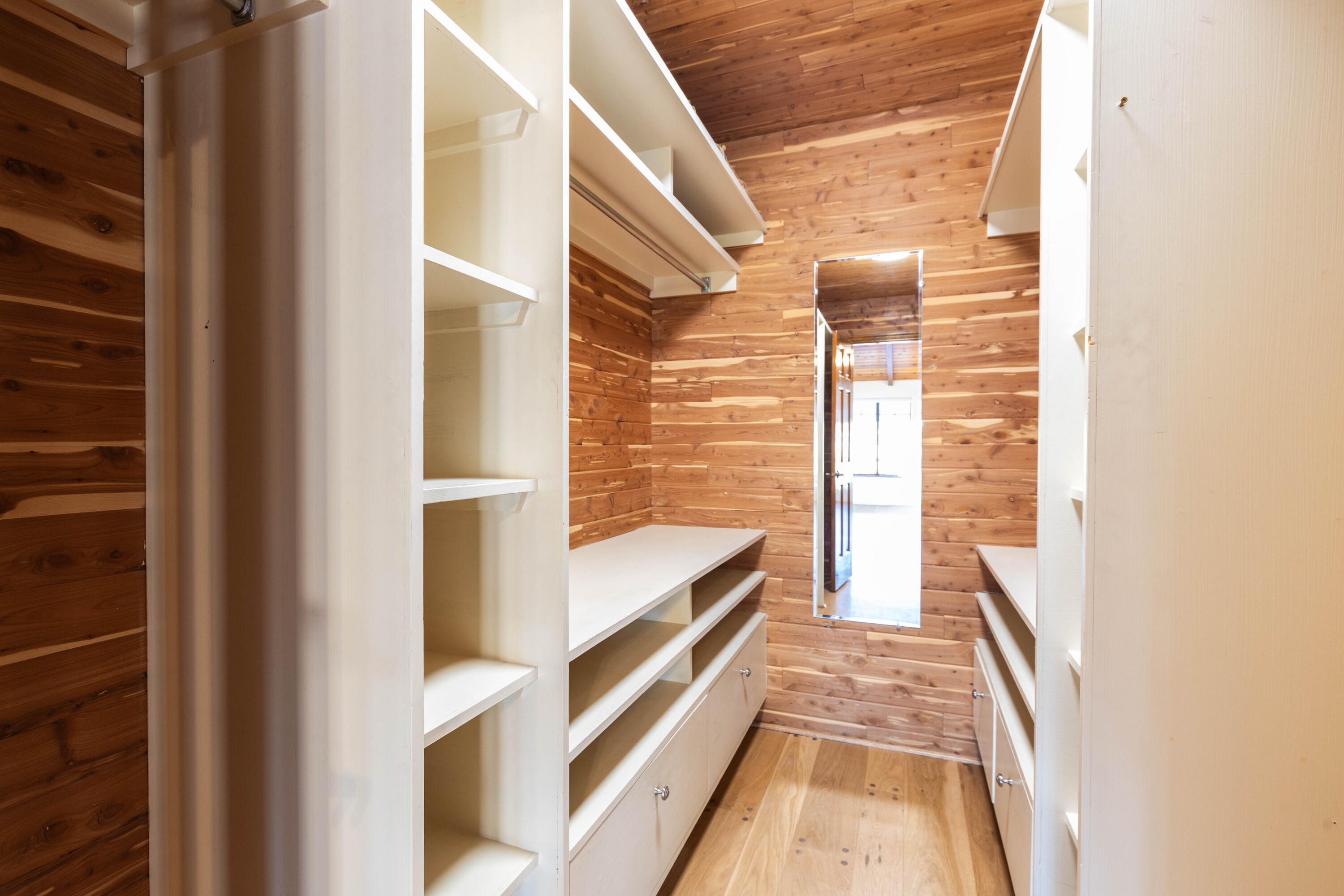 BLOOMINGTON HILLS - Residential