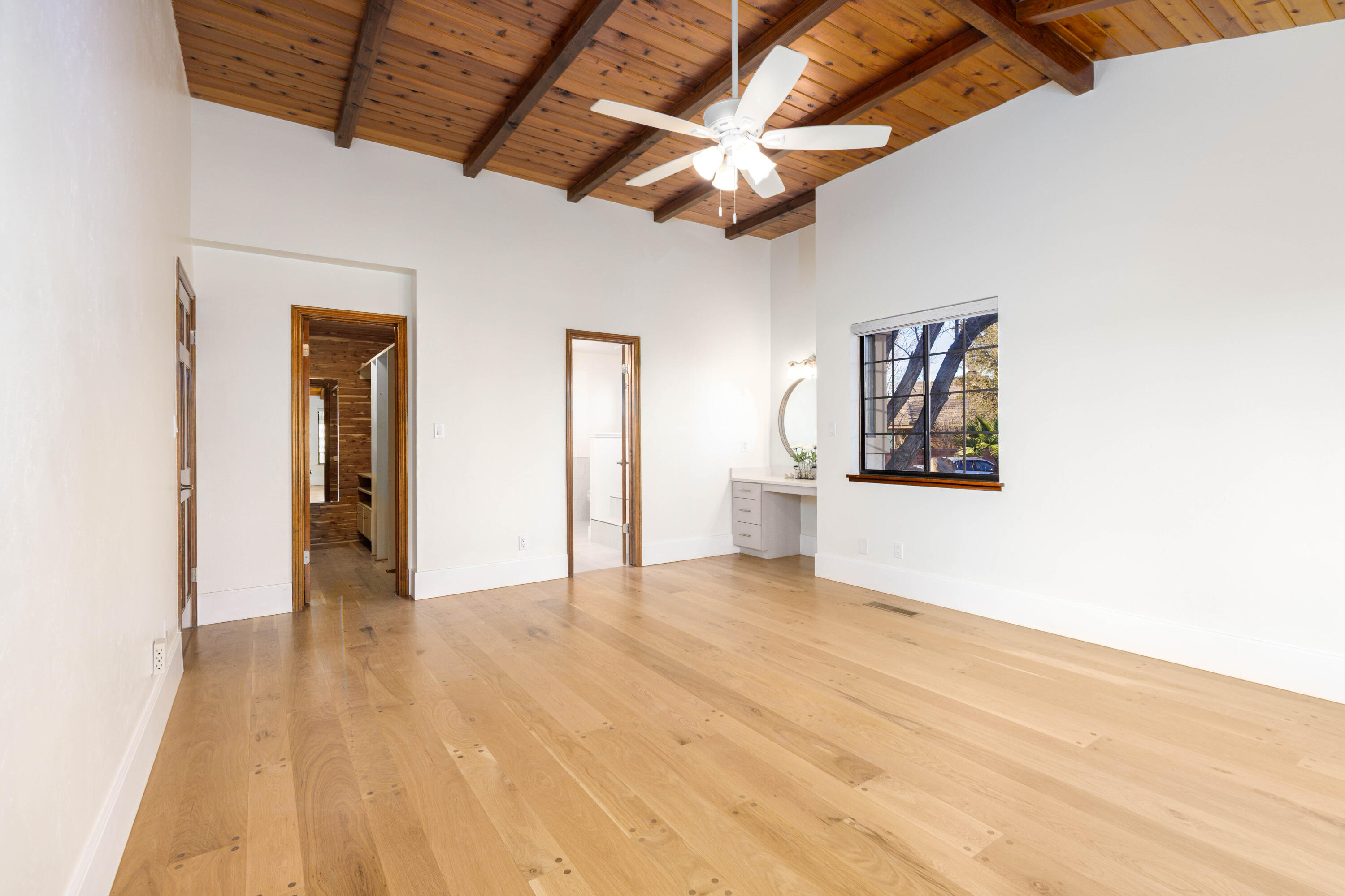 BLOOMINGTON HILLS - Residential