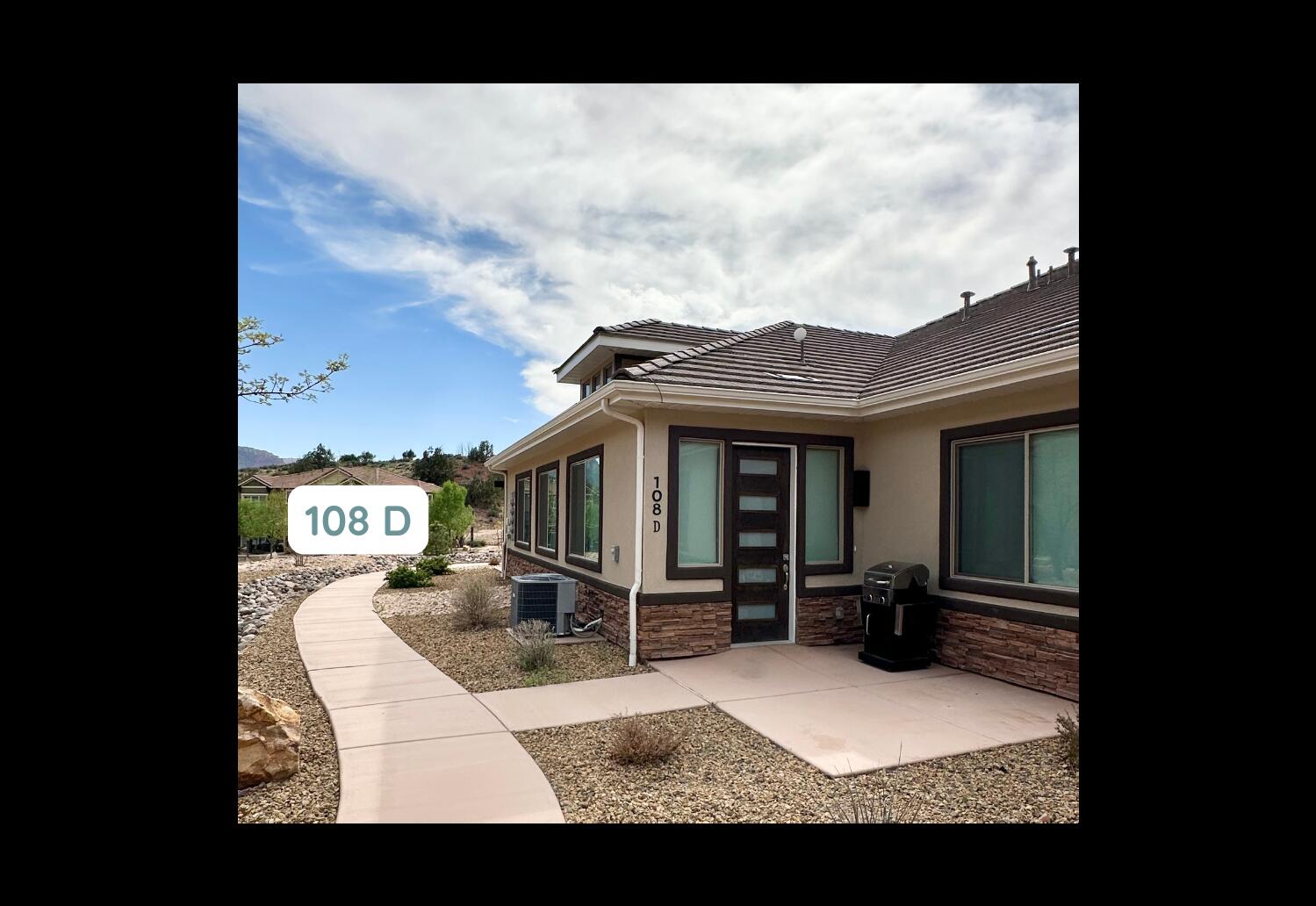 MOENAVE CONDO - Residential