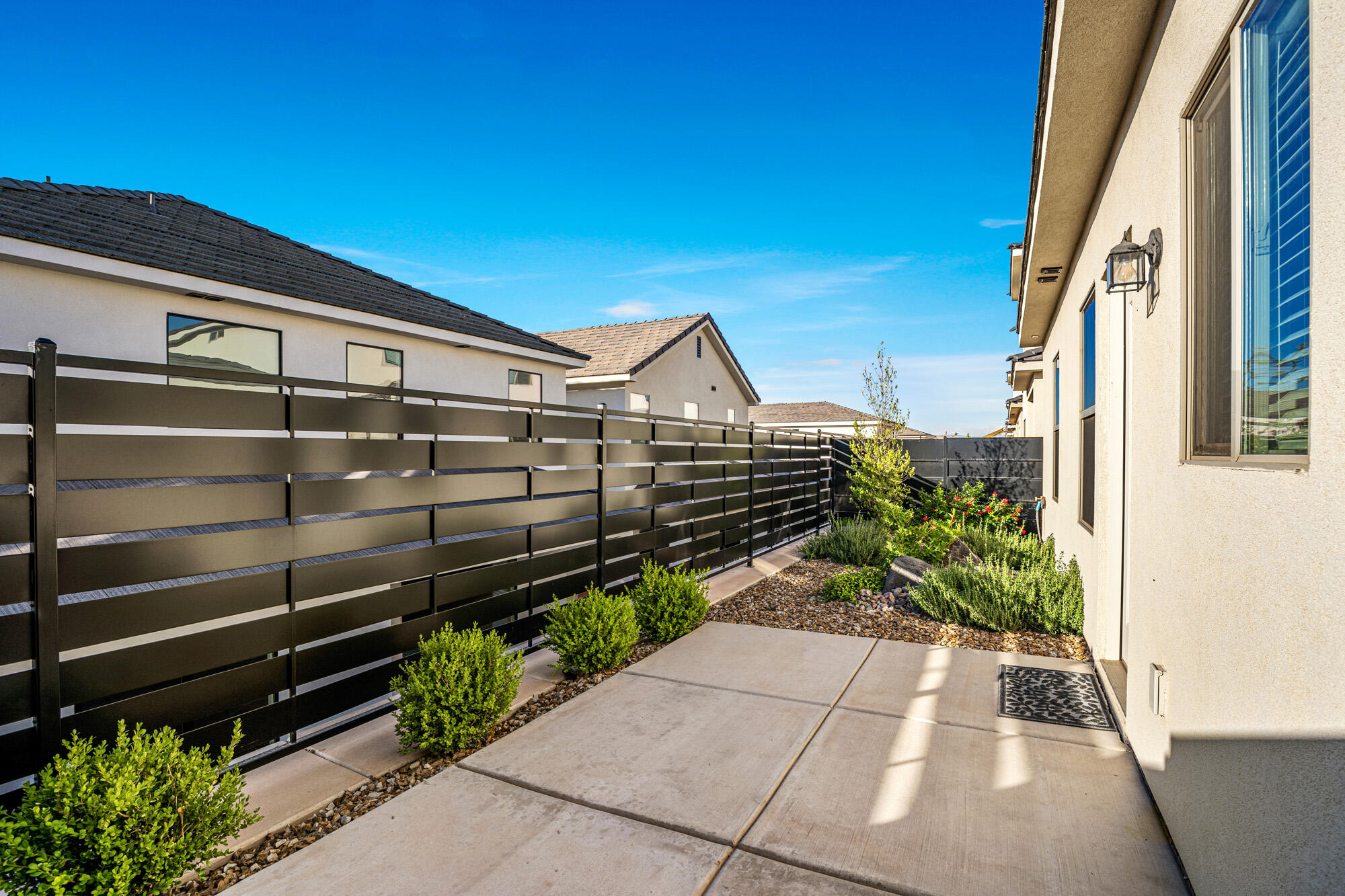RED TRAILS SUNRISE VALLEY - Residential