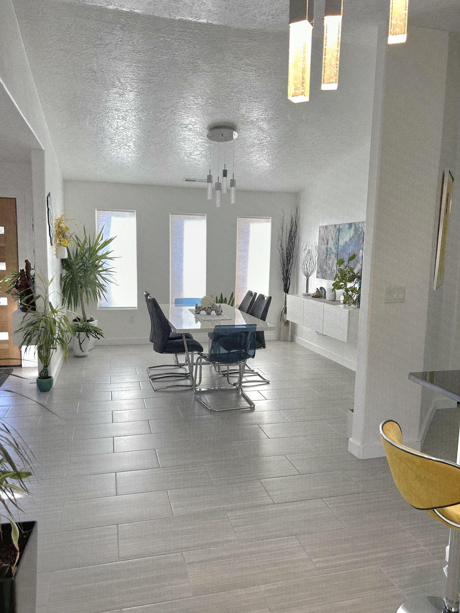 CANYON CLIFF - Residential