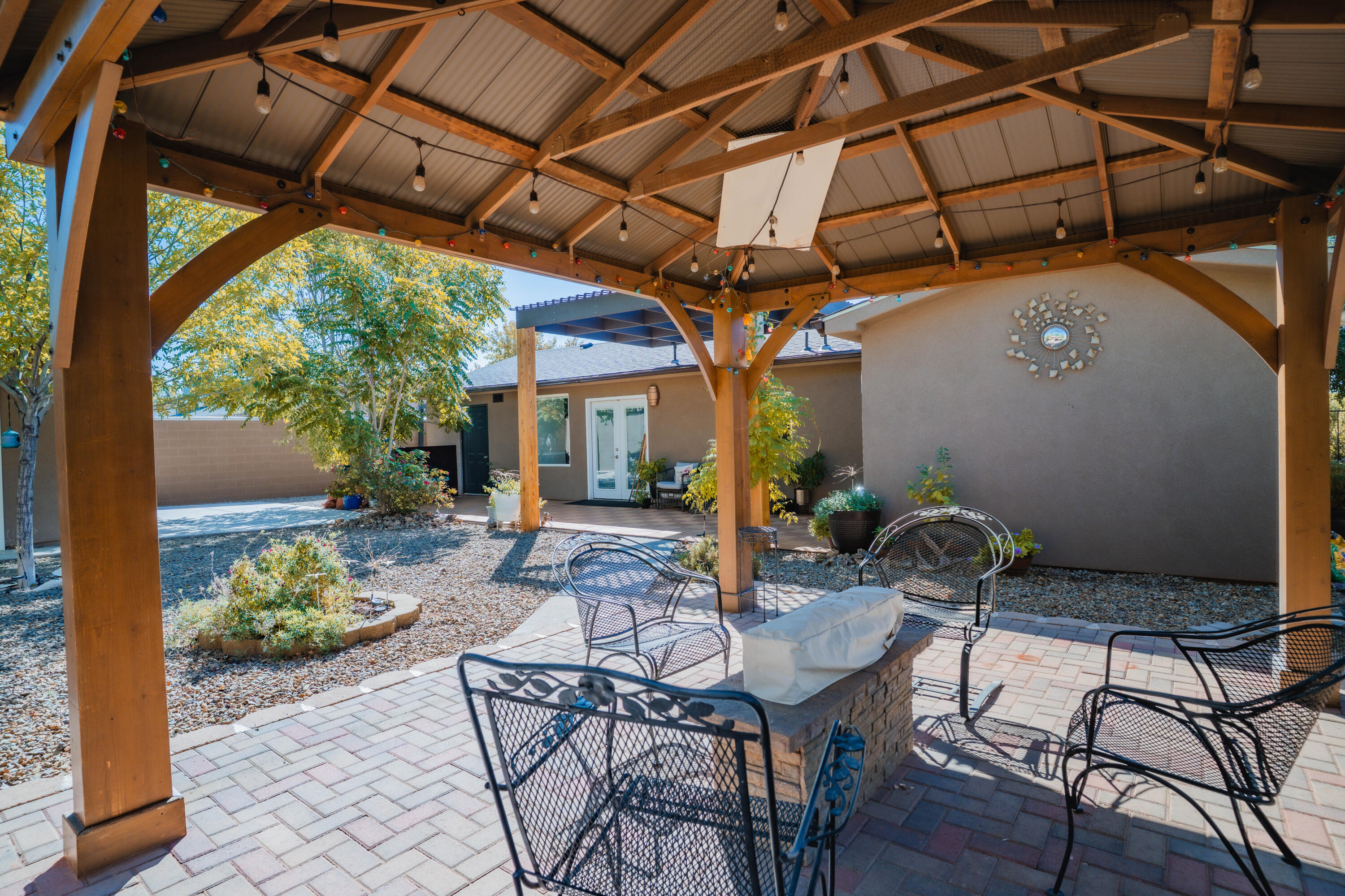 CANYON CLIFF - Residential