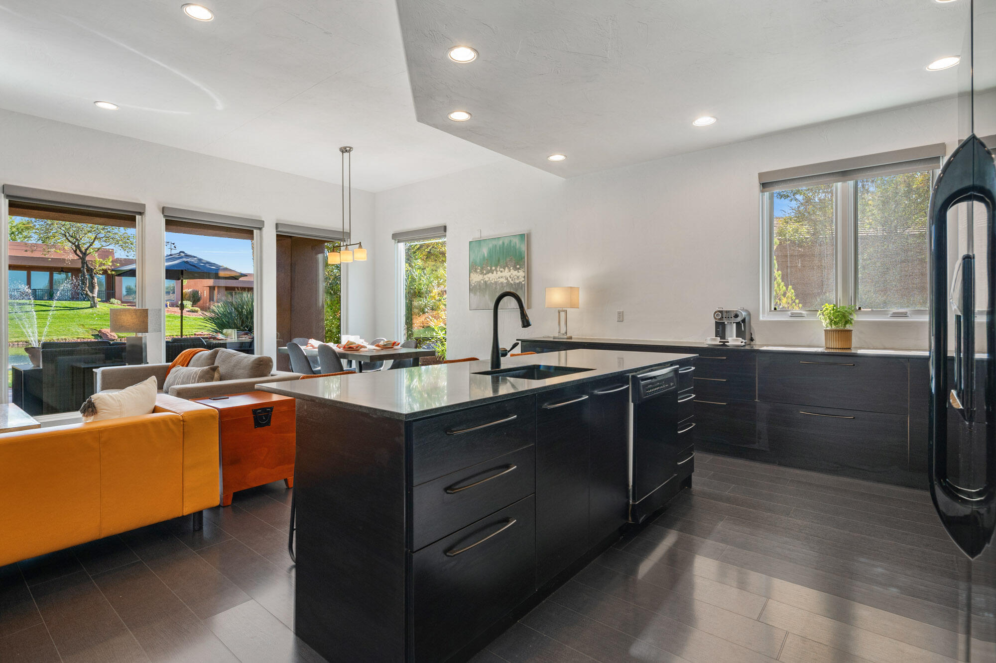 PAIUTE SPRINGS AT ENTRADA - Residential