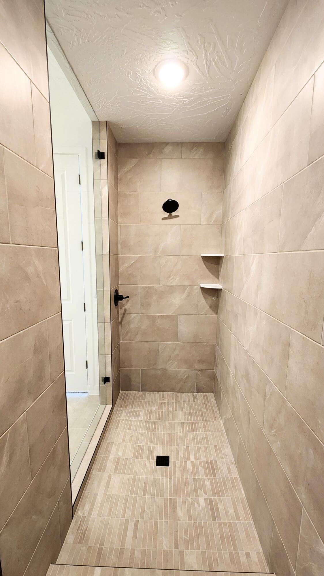 RED SLATE ESTATES - Residential