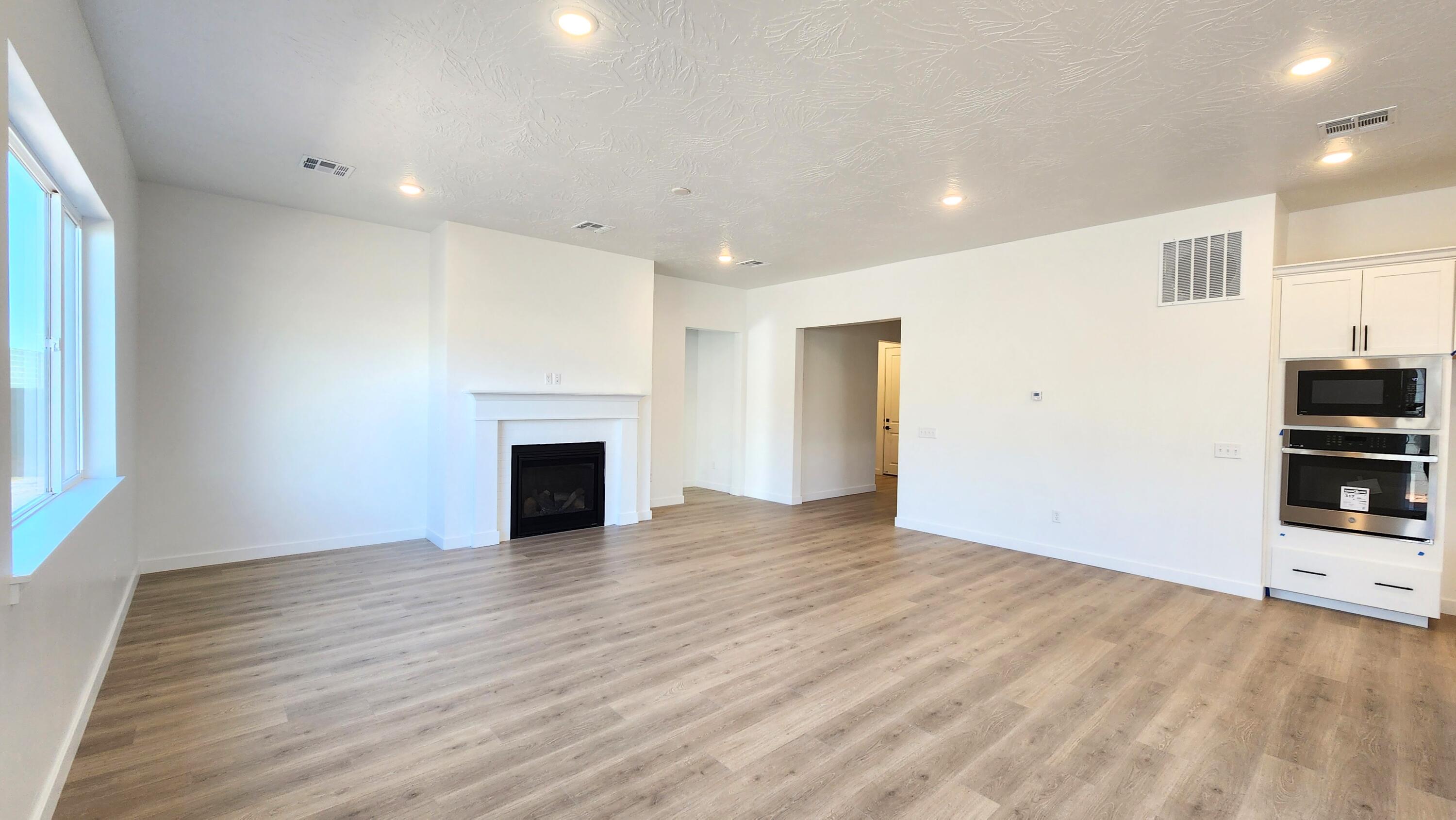 RED SLATE ESTATES - Residential