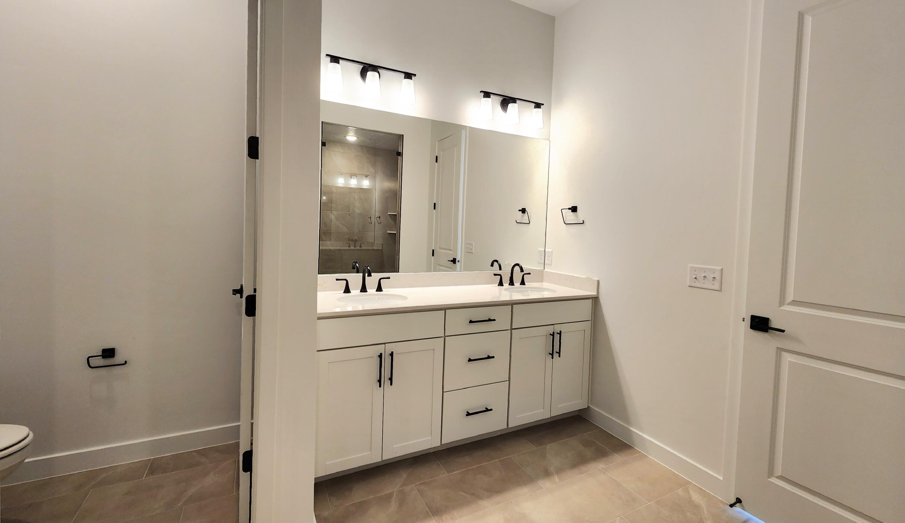 RED SLATE ESTATES - Residential