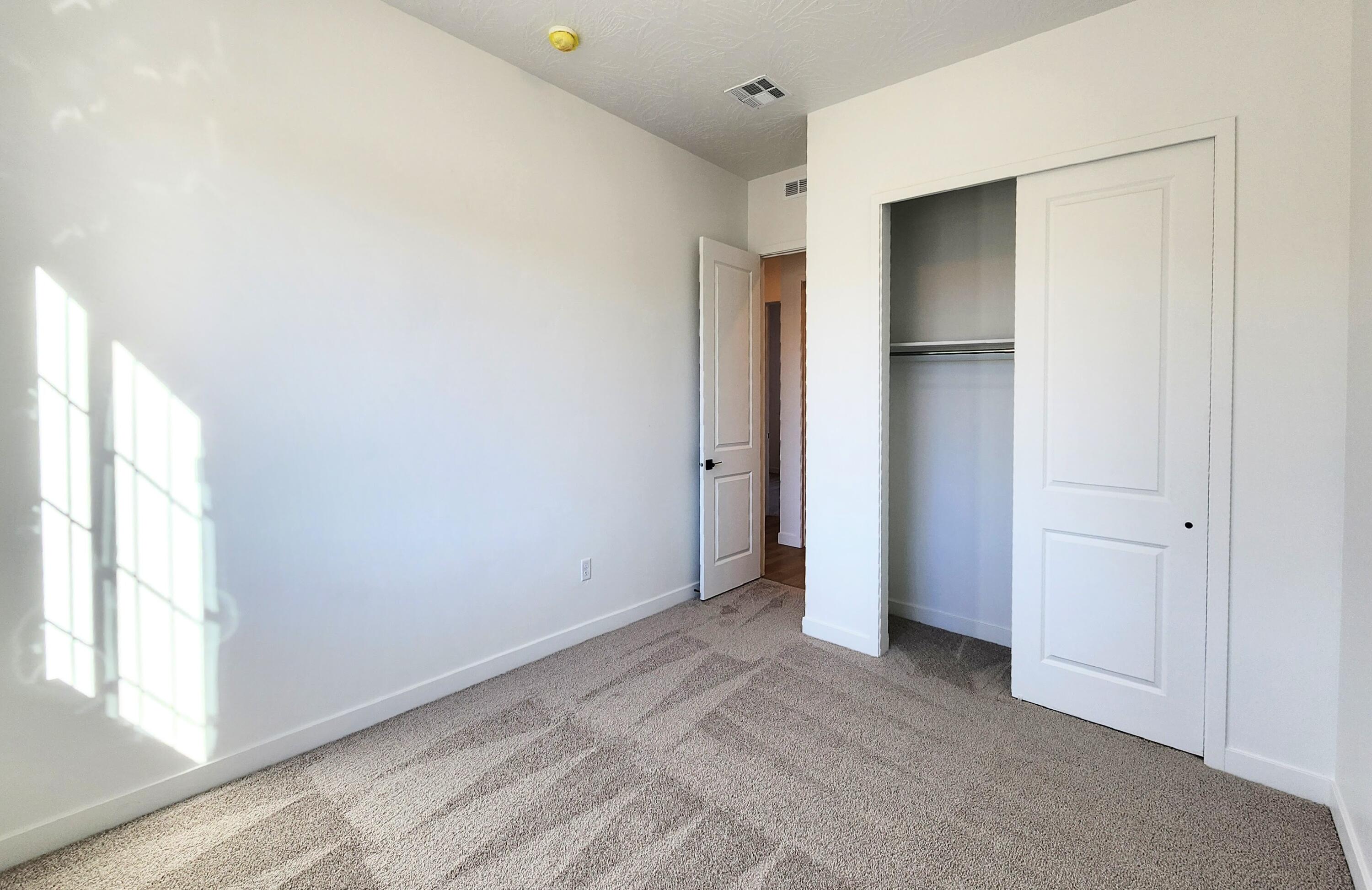 RED SLATE ESTATES - Residential