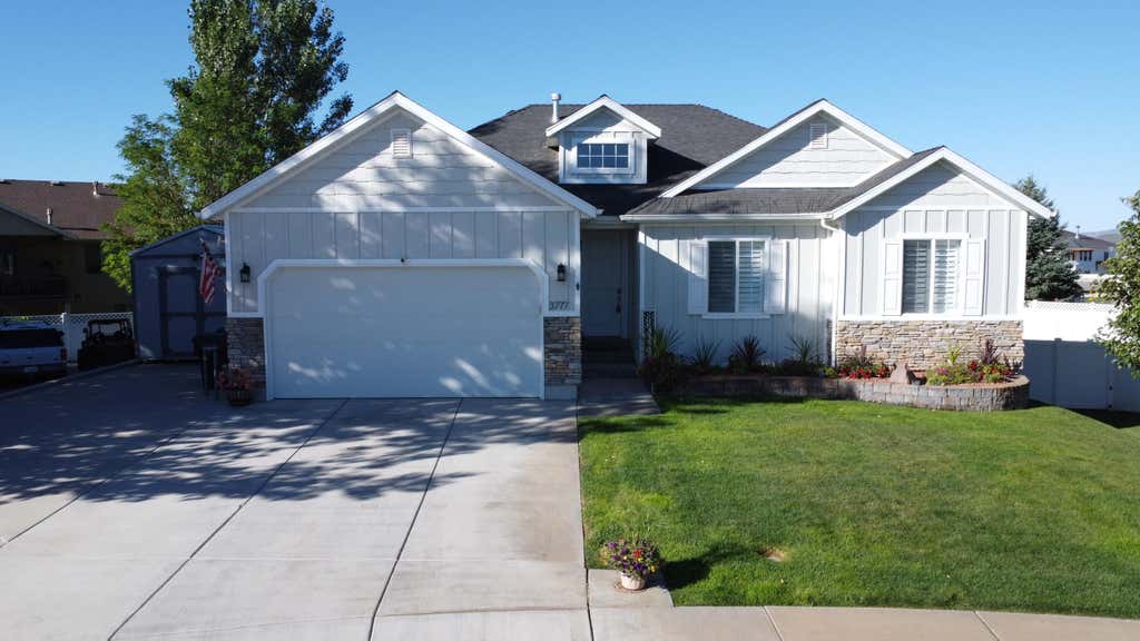 Photo of 3777 W 1350 N, Cedar City, UT 84721 (MLS # 25-267835)