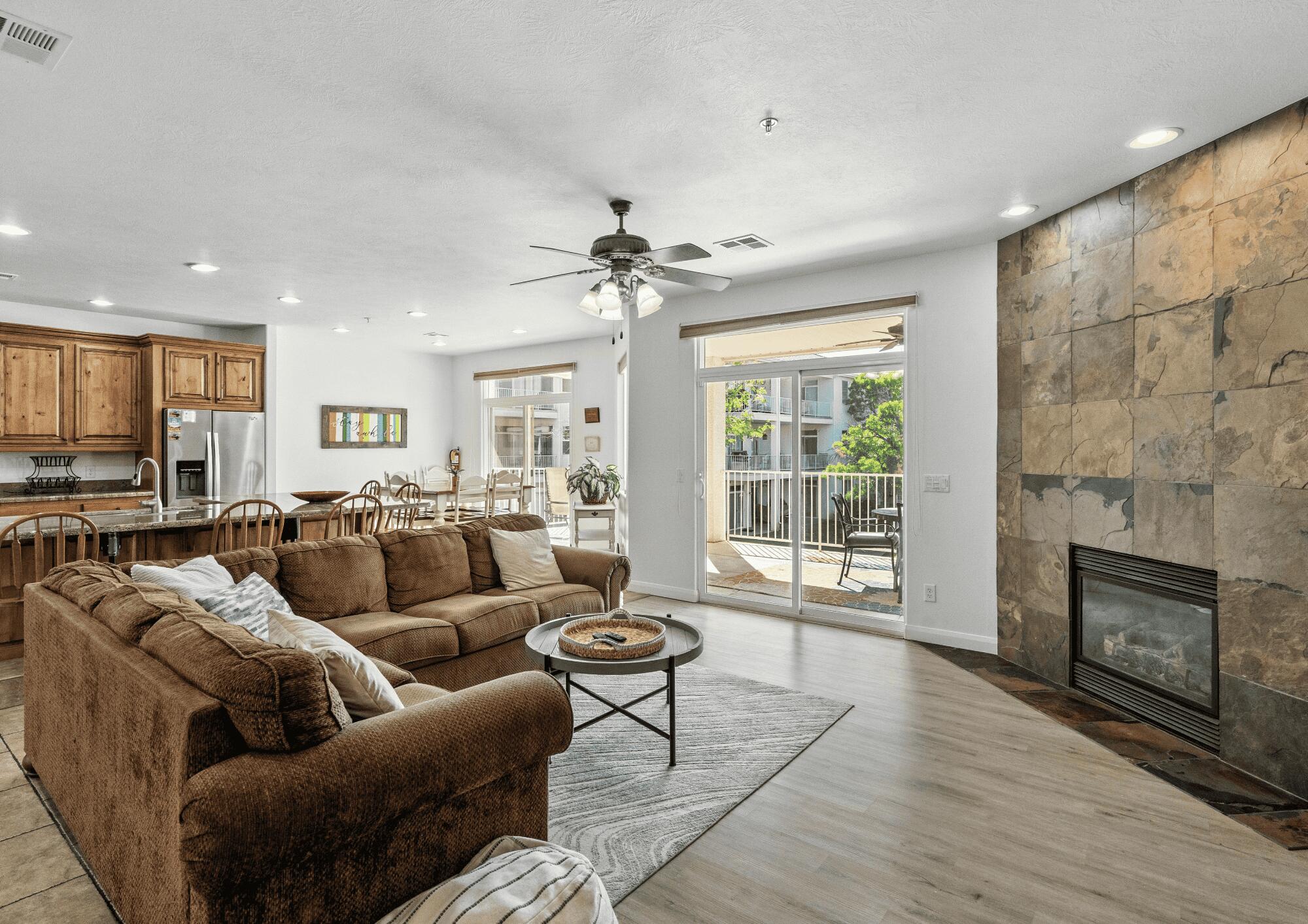 LAS PALMAS RESORT CONDOS - Residential