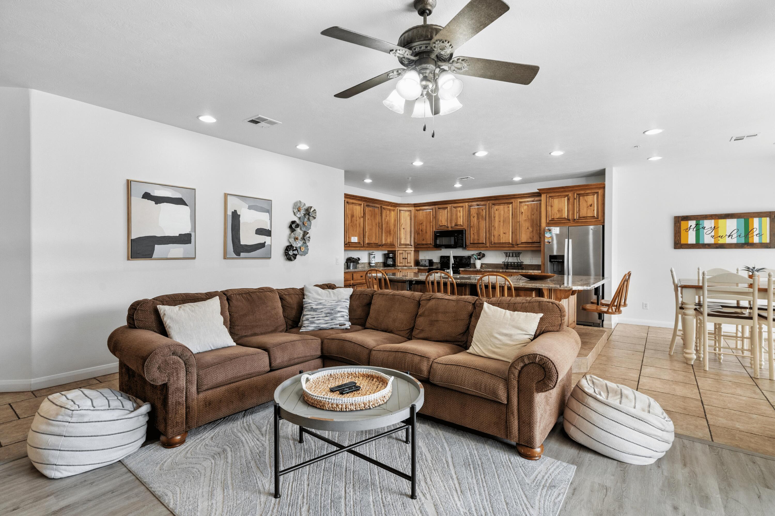 LAS PALMAS RESORT CONDOS - Residential