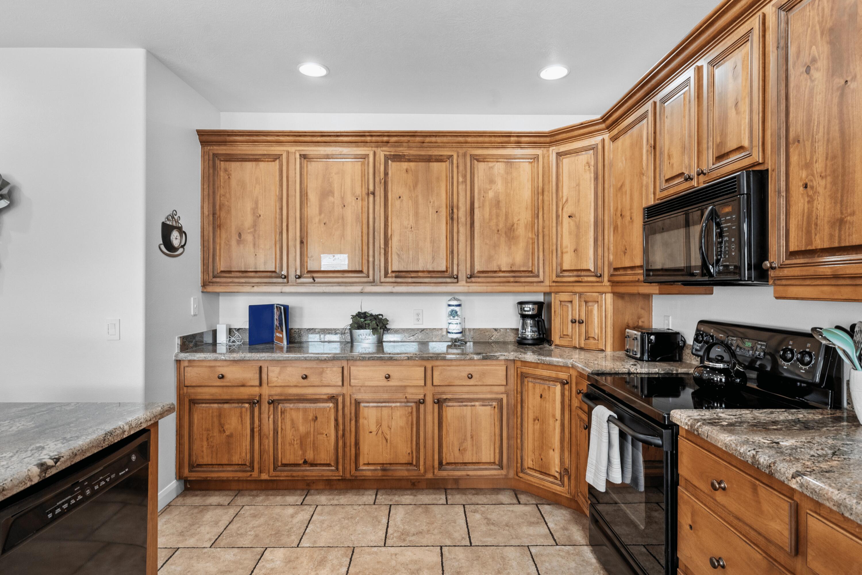 LAS PALMAS RESORT CONDOS - Residential