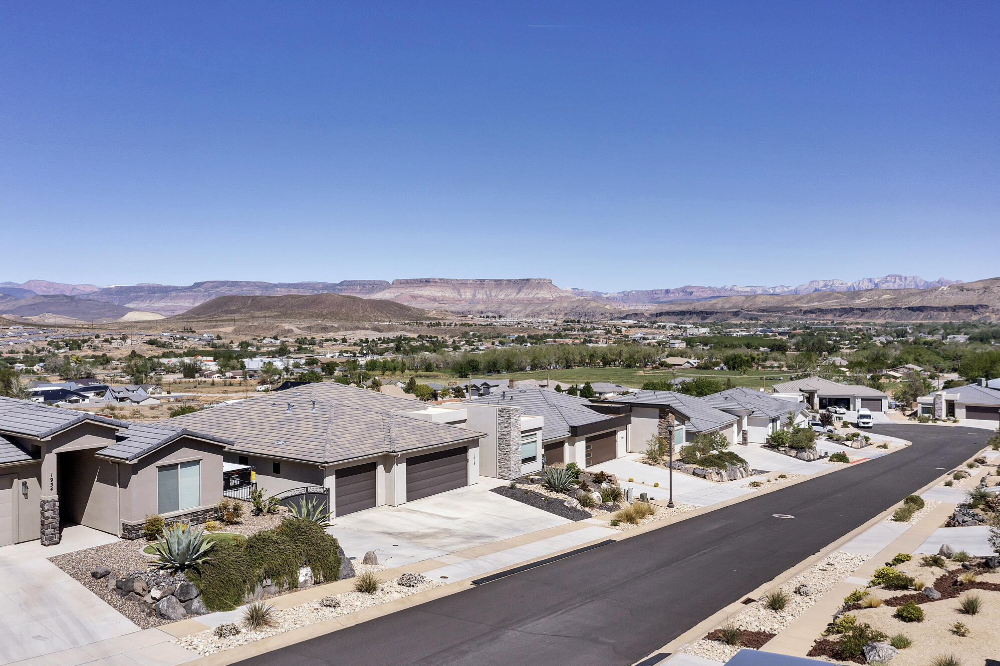 ZION VISTA - Residential