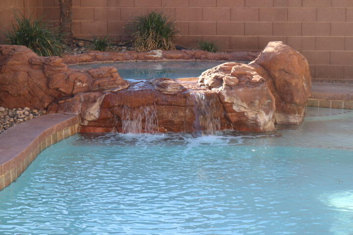 HEIGHTS WEST - Residential