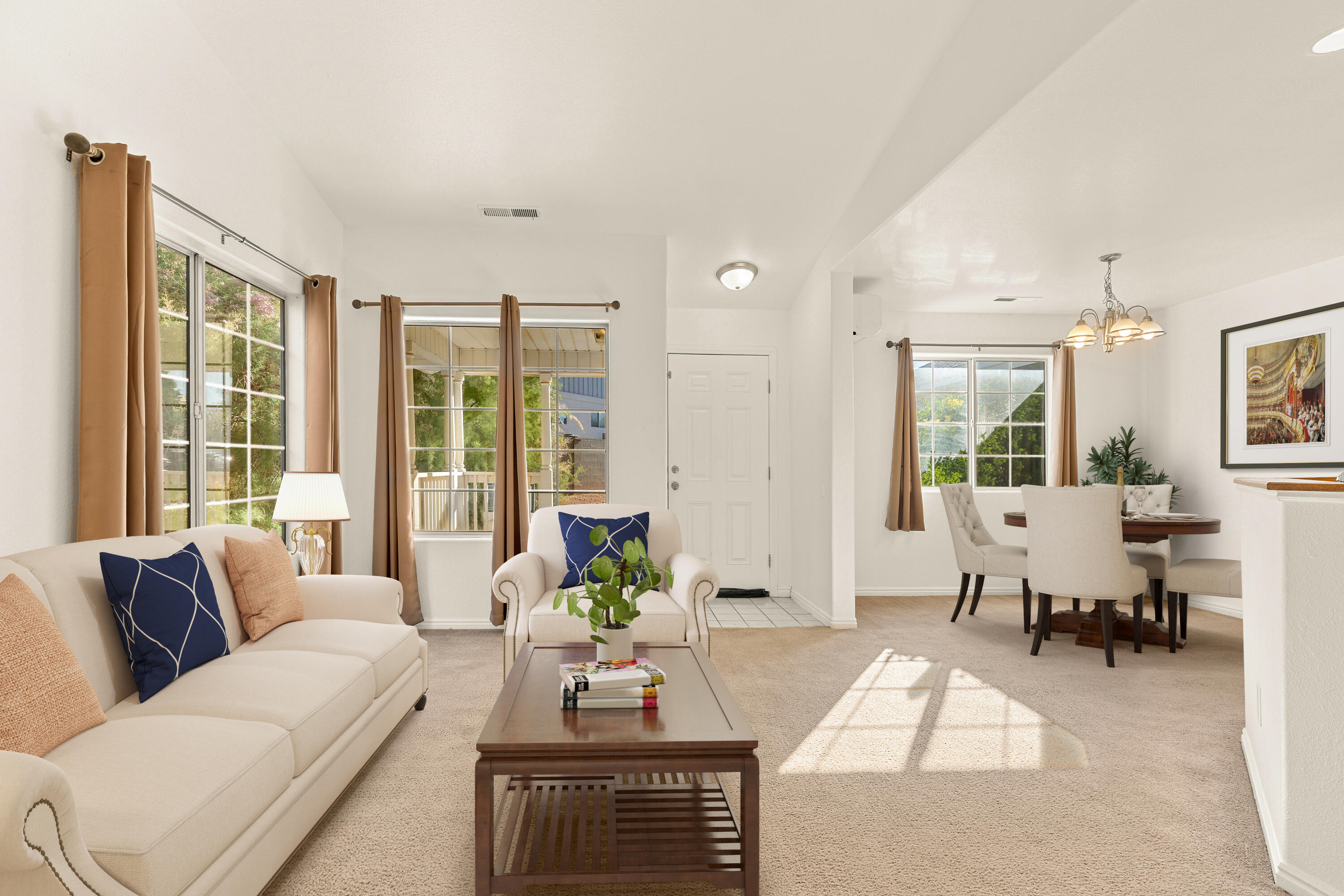 KNOLLWOOD TOWNHOMES - Residential