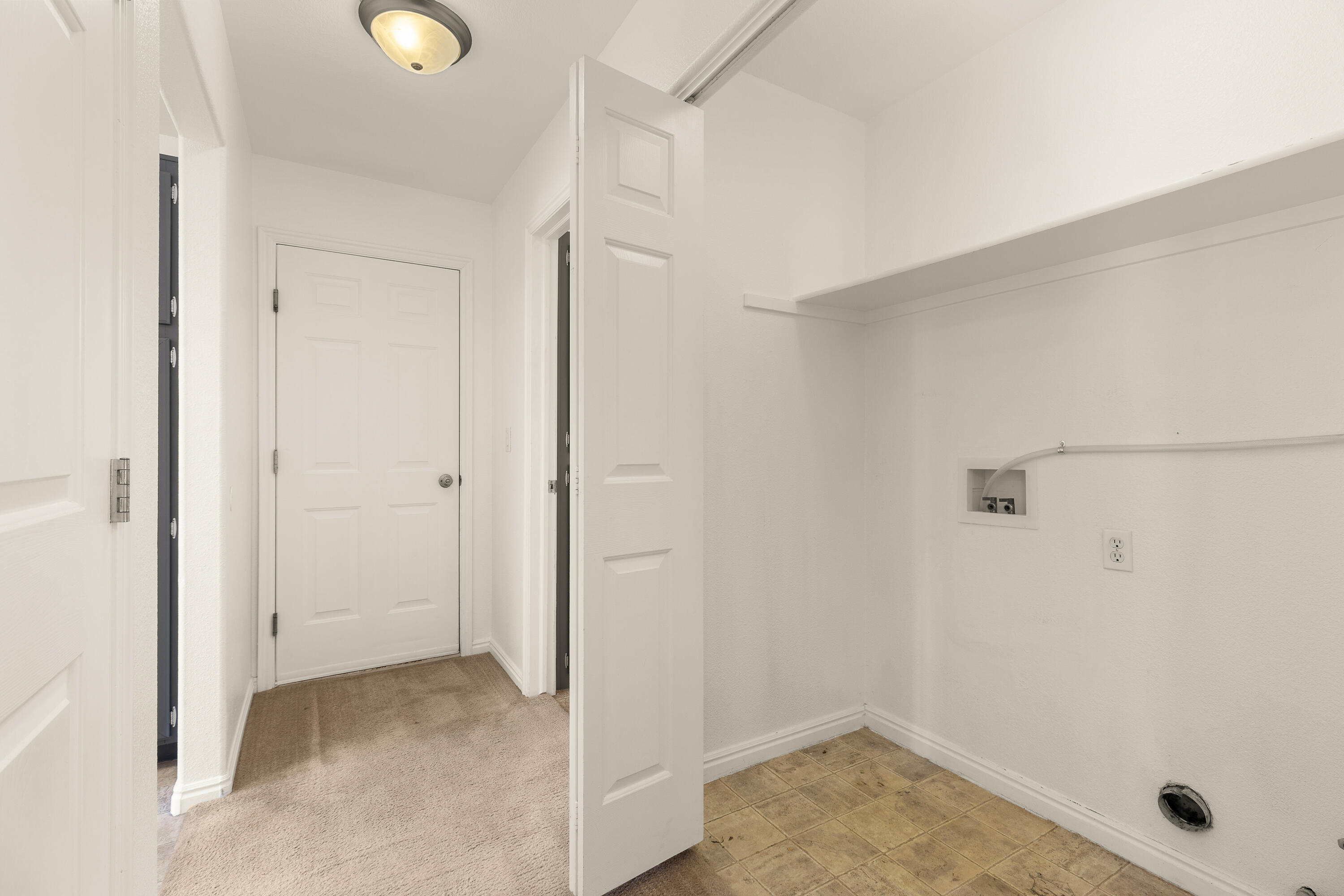 KNOLLWOOD TOWNHOMES - Residential