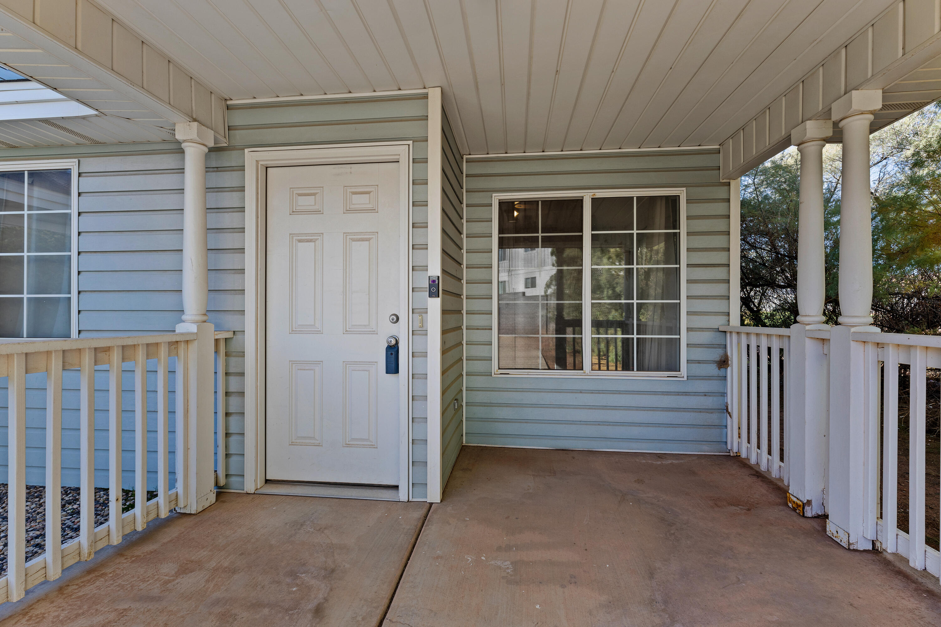 KNOLLWOOD TOWNHOMES - Residential