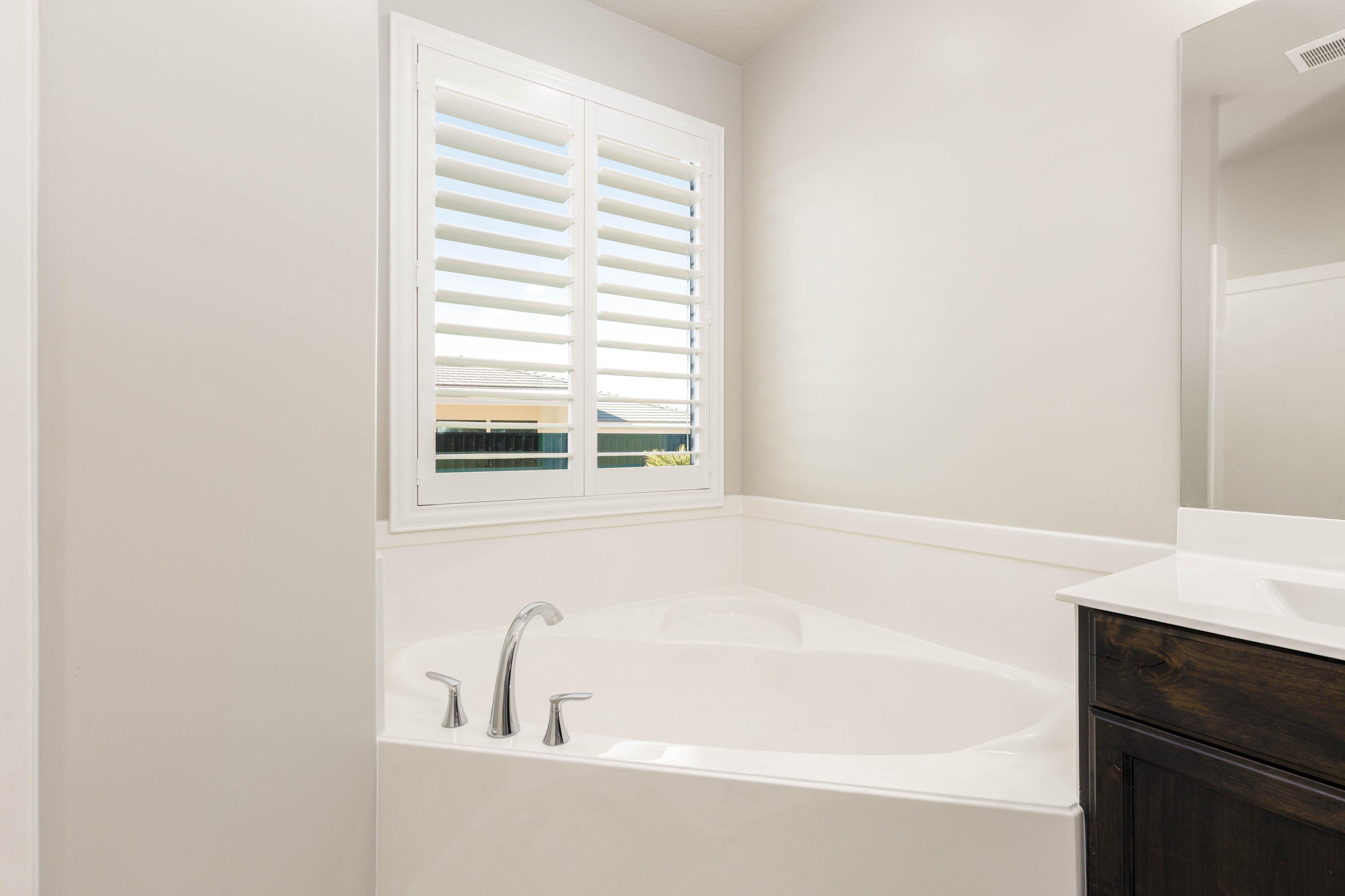 CECITA CREST AT DIVARIO - Residential