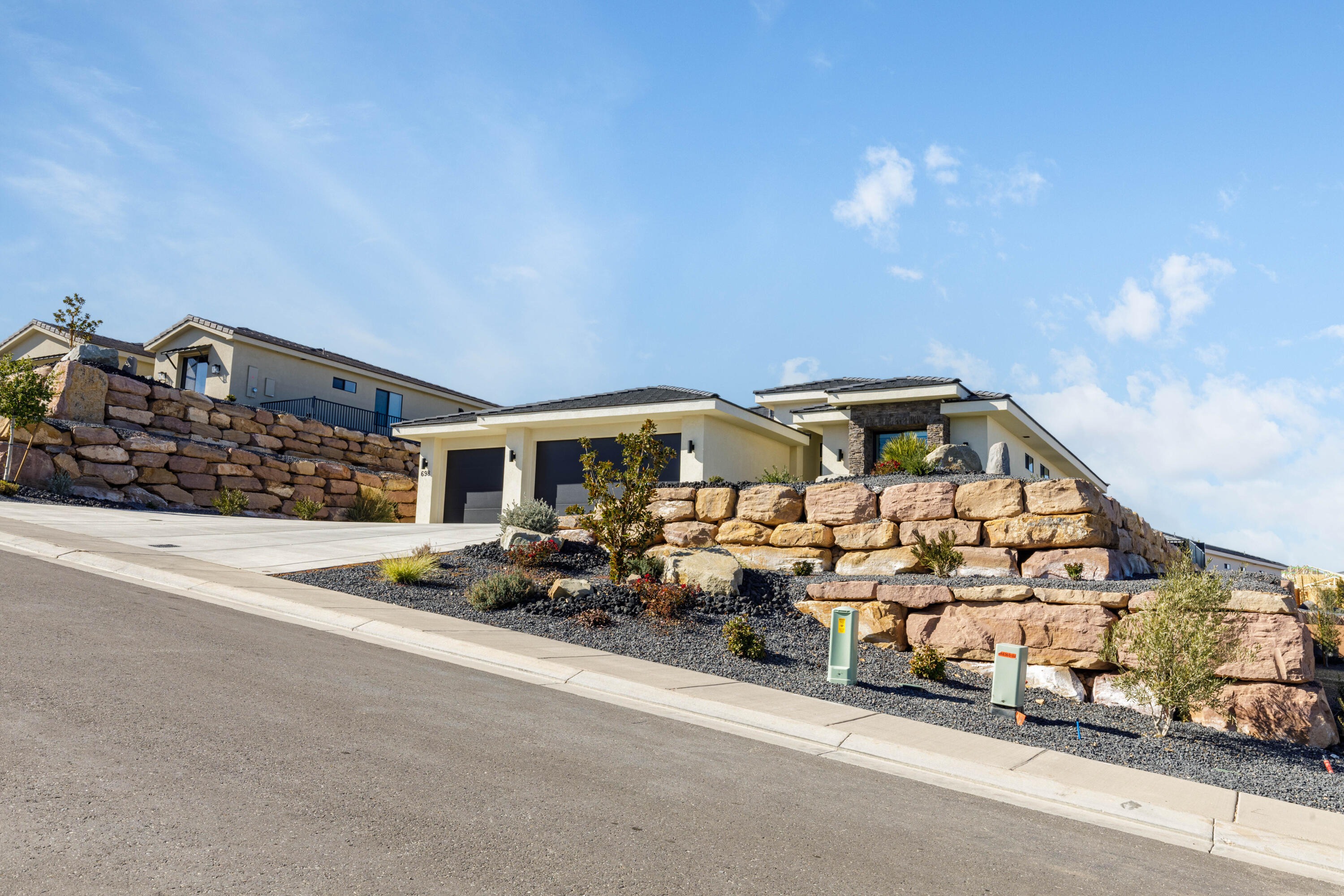 CECITA CREST AT DIVARIO - Residential