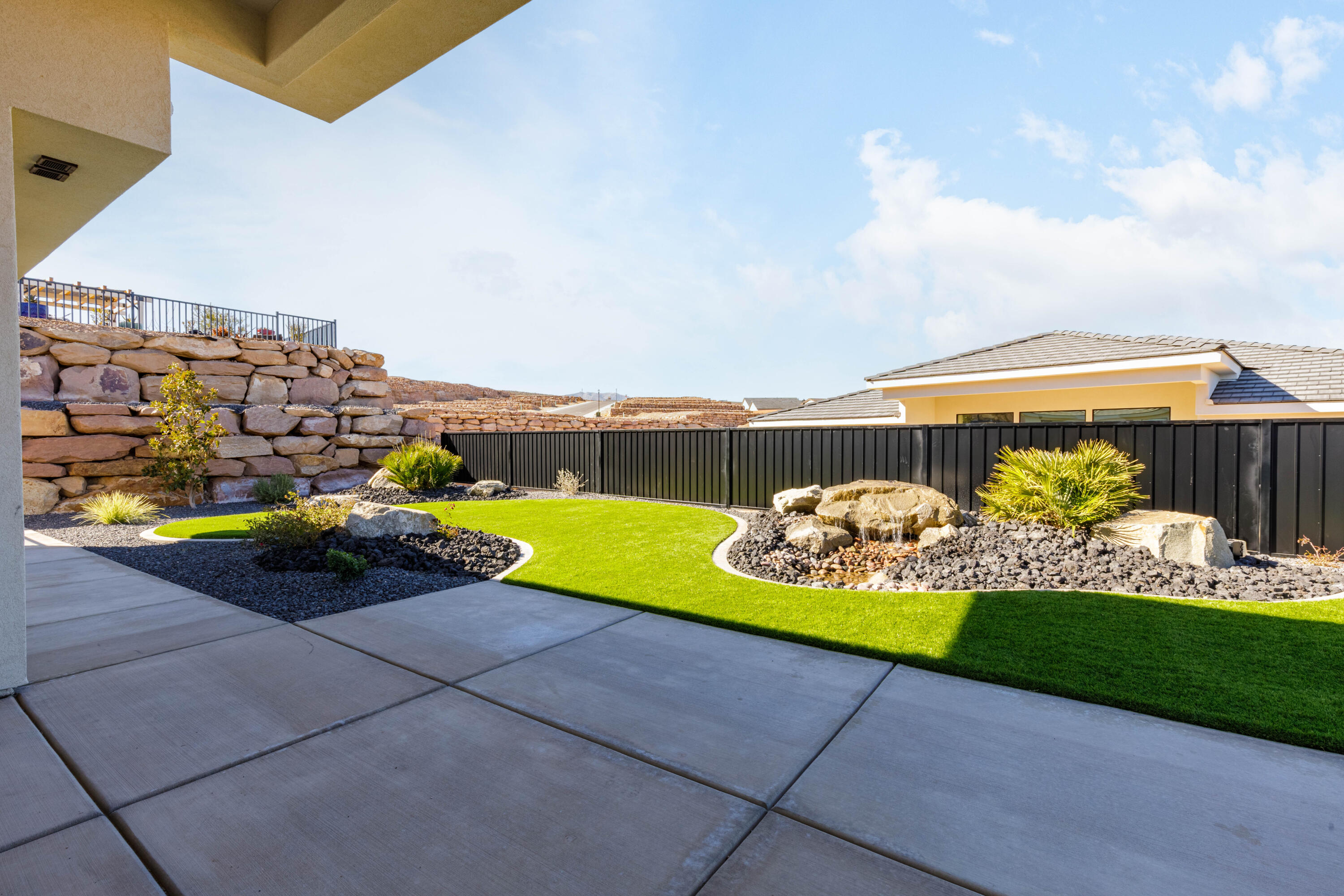 CECITA CREST AT DIVARIO - Residential