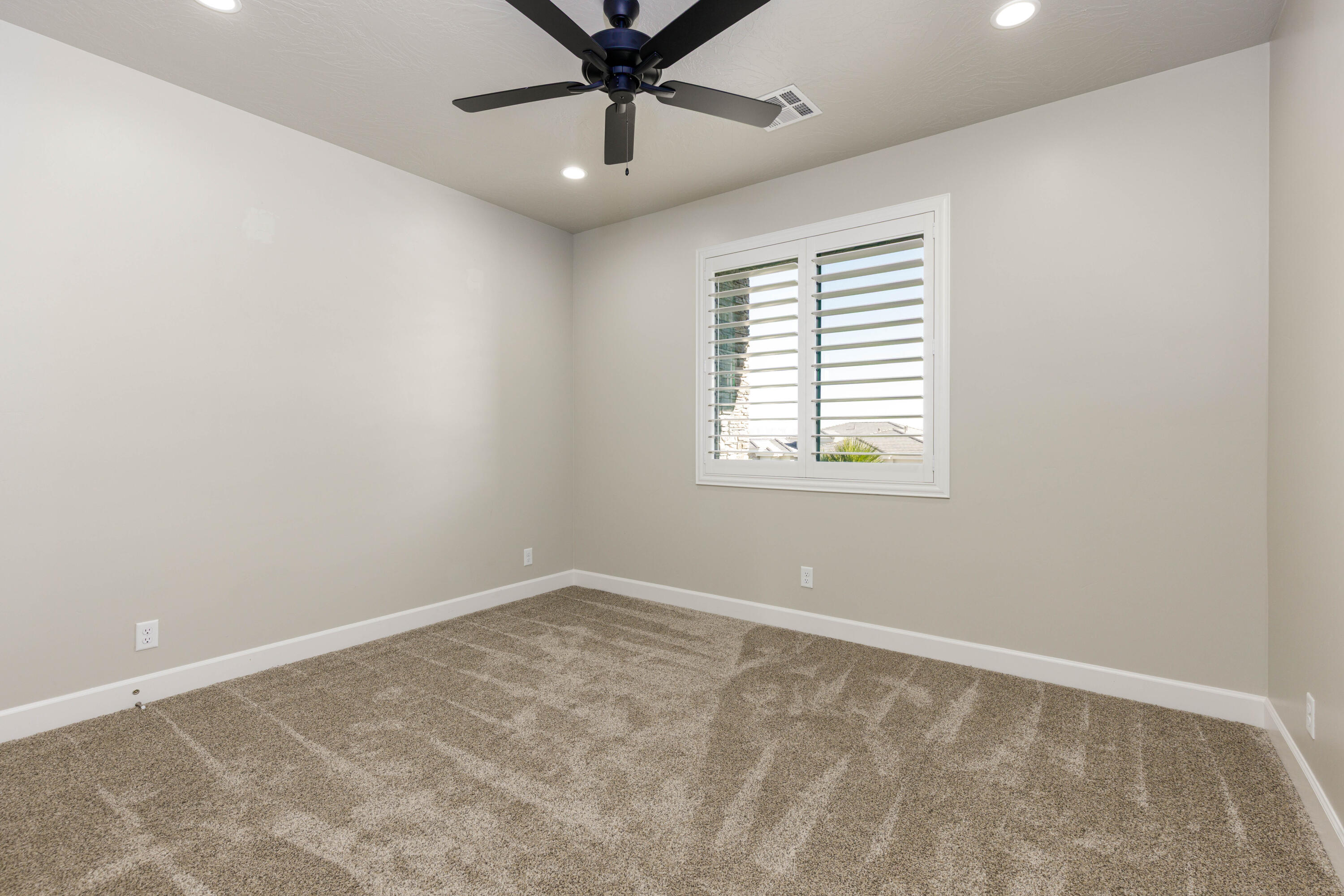 CECITA CREST AT DIVARIO - Residential