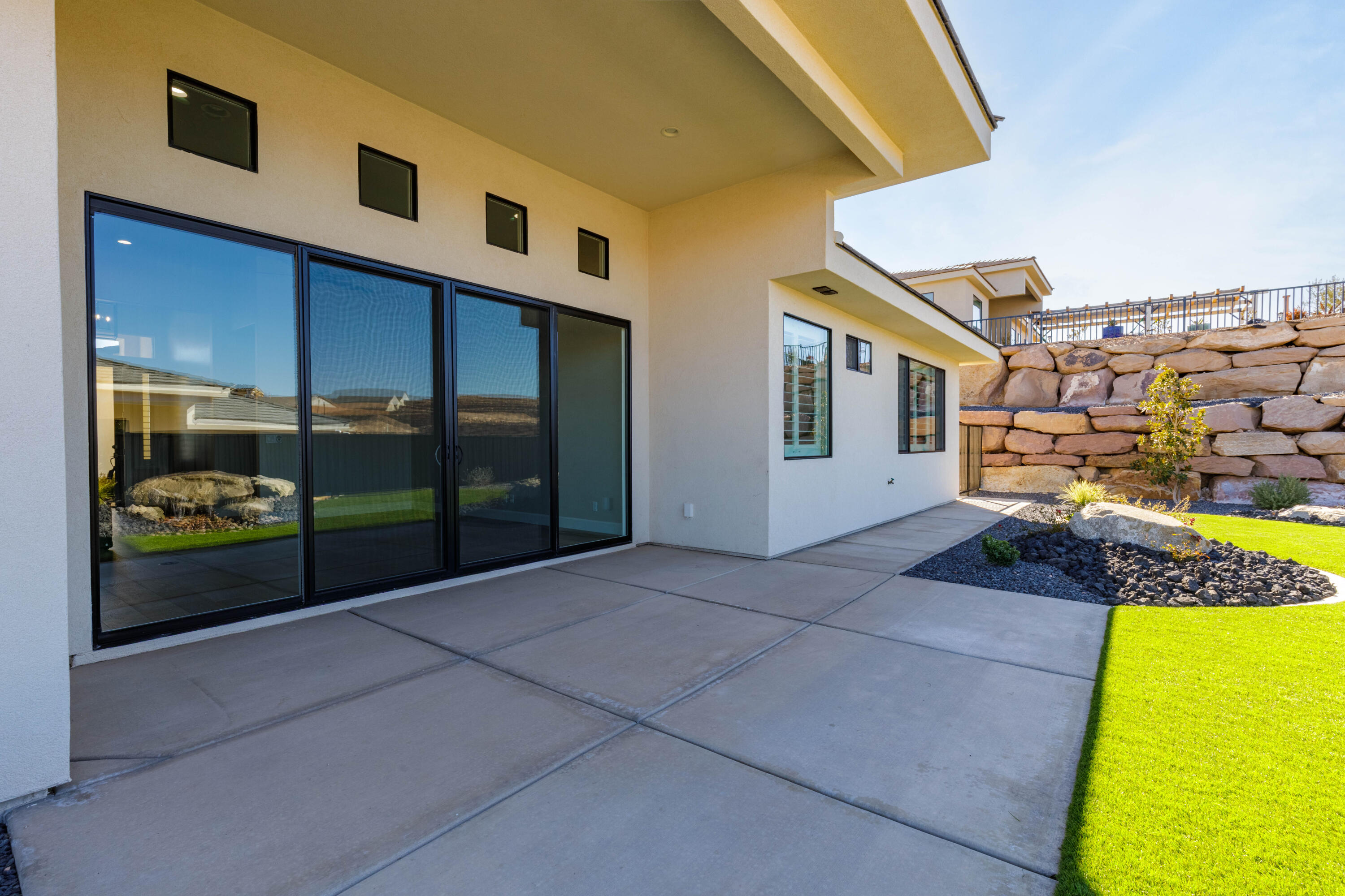 CECITA CREST AT DIVARIO - Residential