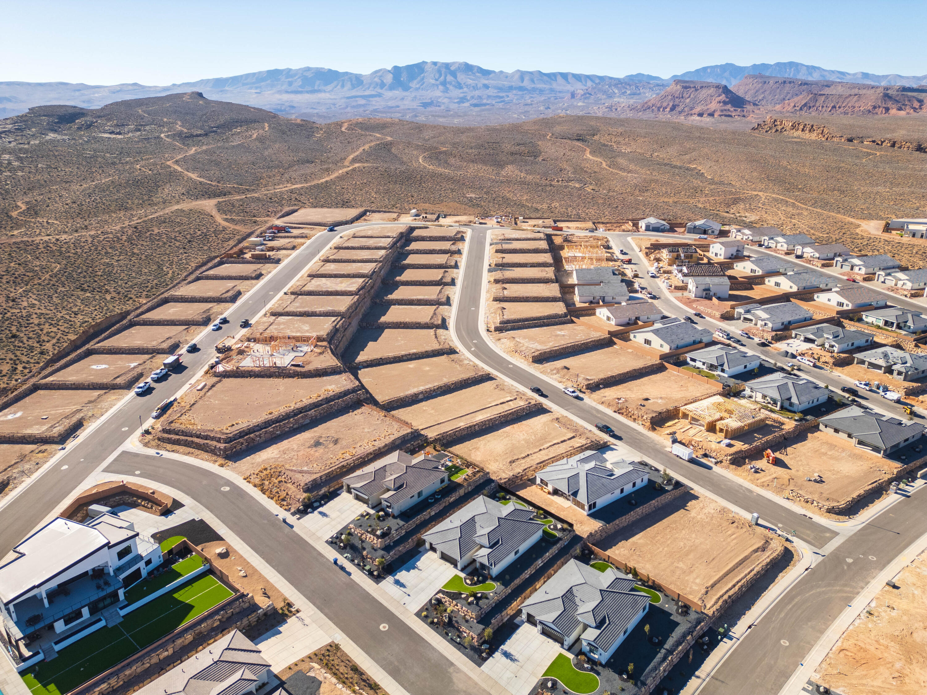 CECITA CREST AT DIVARIO - Residential