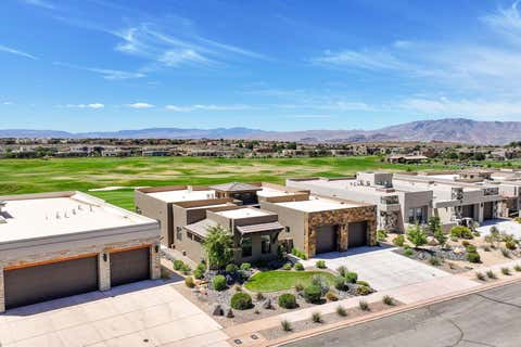 Tiny photo for 1451 W Shinnecock DR, Saint George, UT 84770 (MLS # 26-273026)