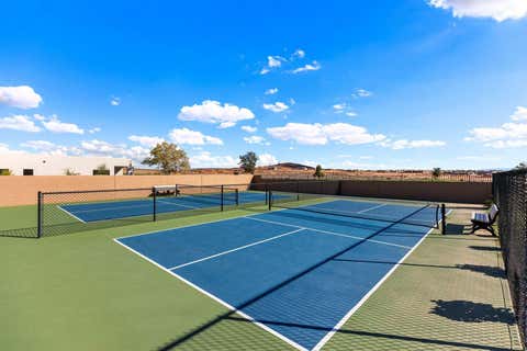 Tiny photo for 1451 W Shinnecock DR, Saint George, UT 84770 (MLS # 26-273026)