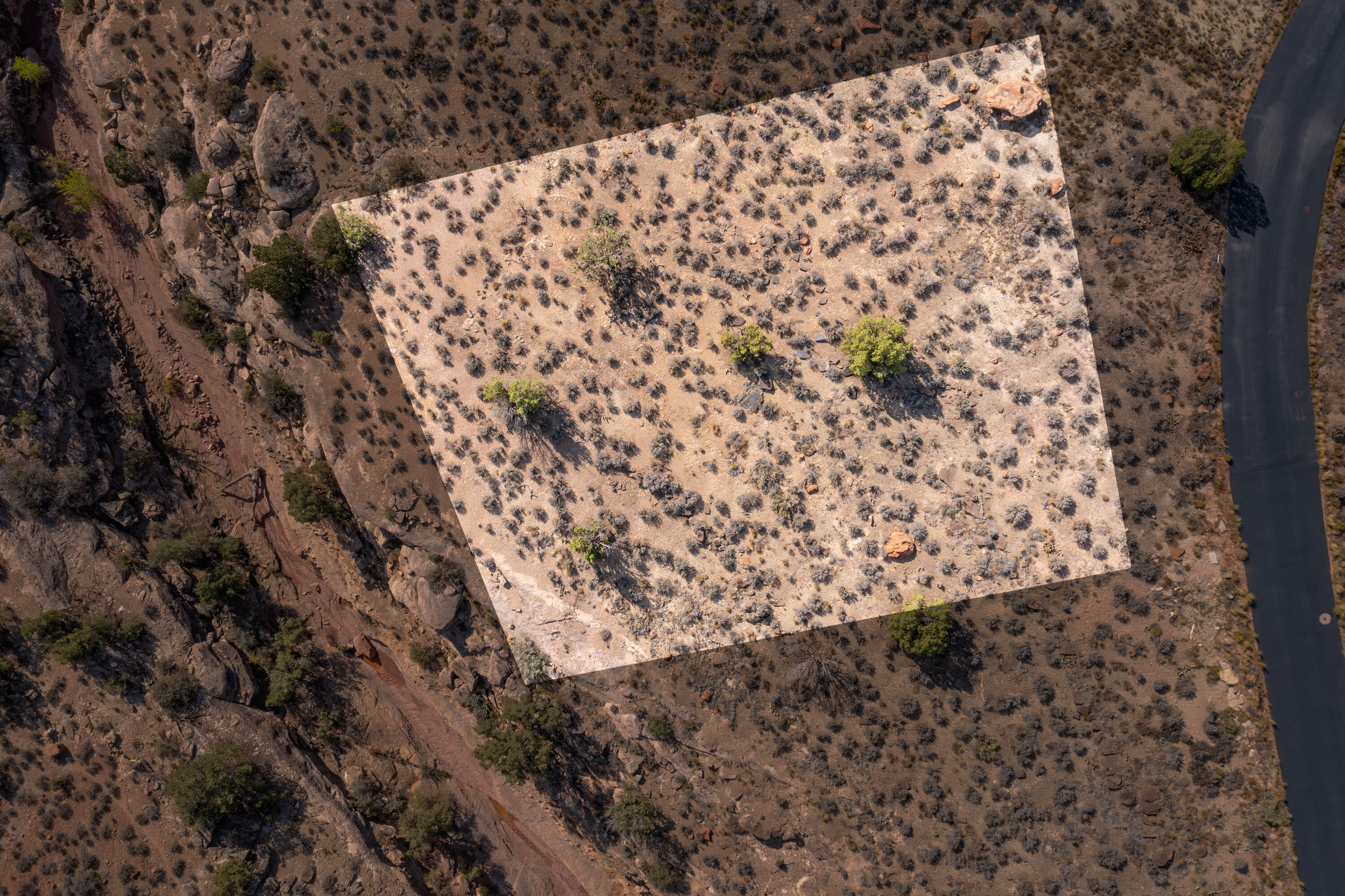 ANASAZI PLATEAU - Land