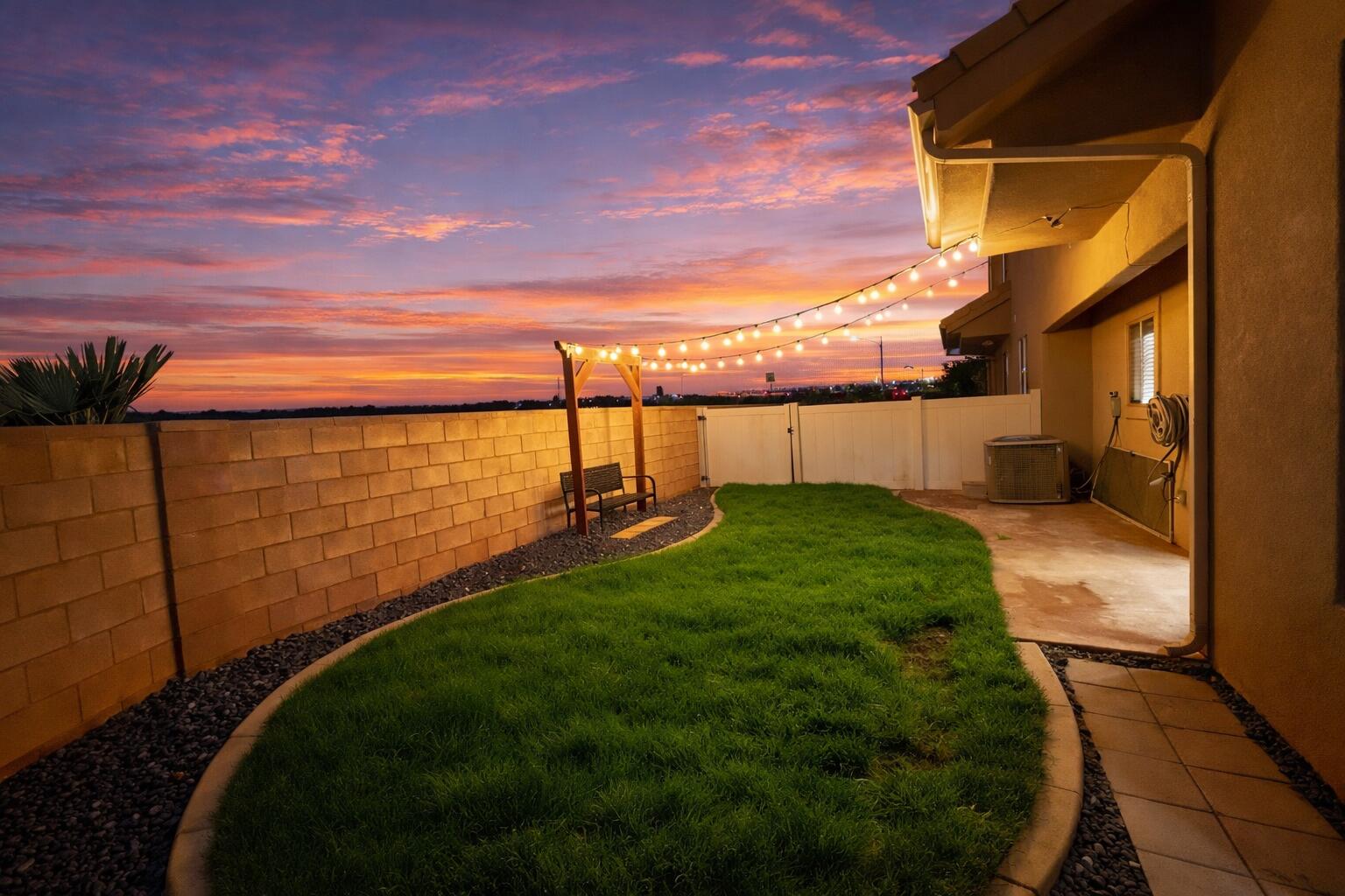 BRISTOL PARK TOWNHOMES - Residential