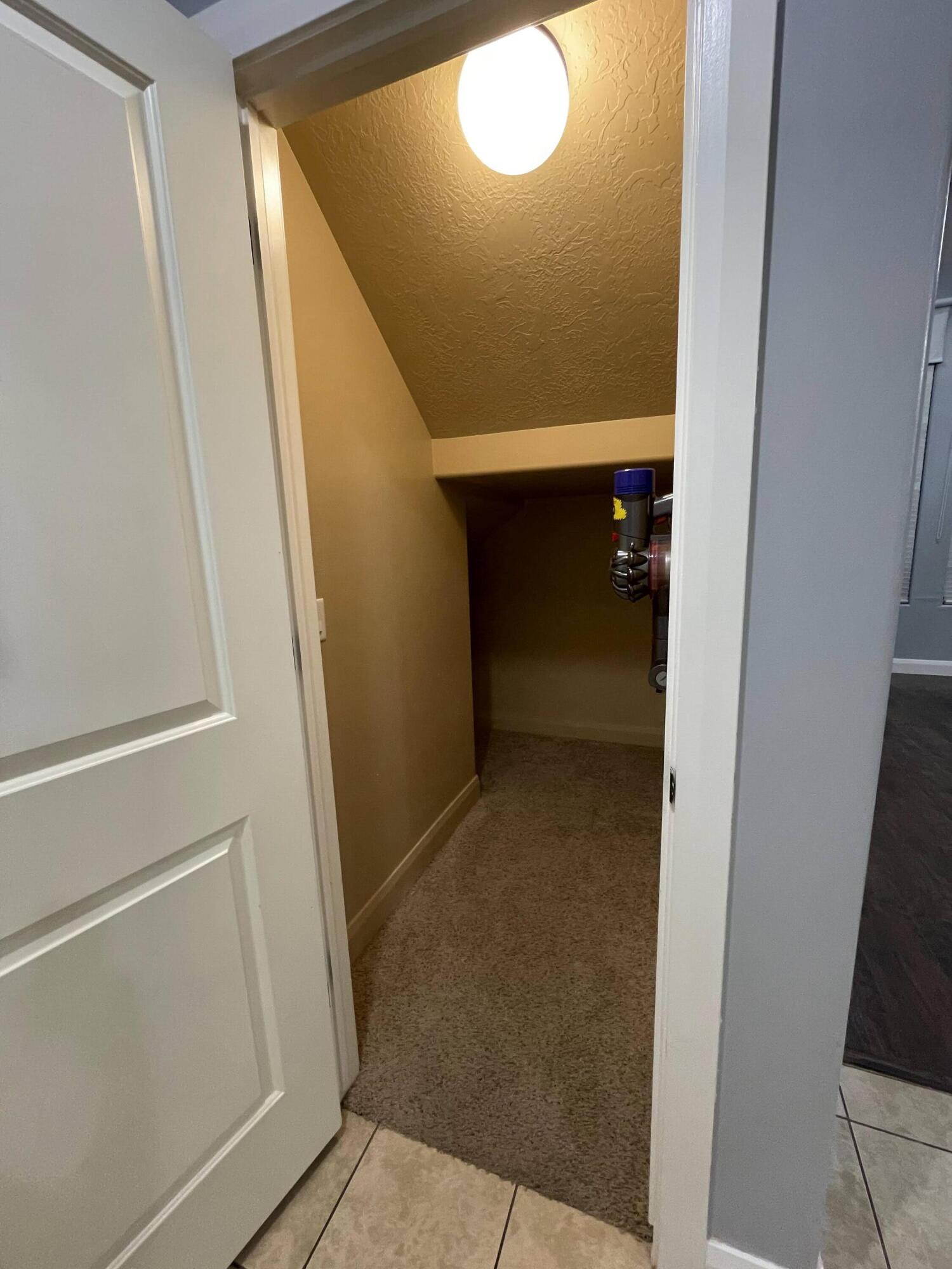 BRISTOL PARK TOWNHOMES - Residential