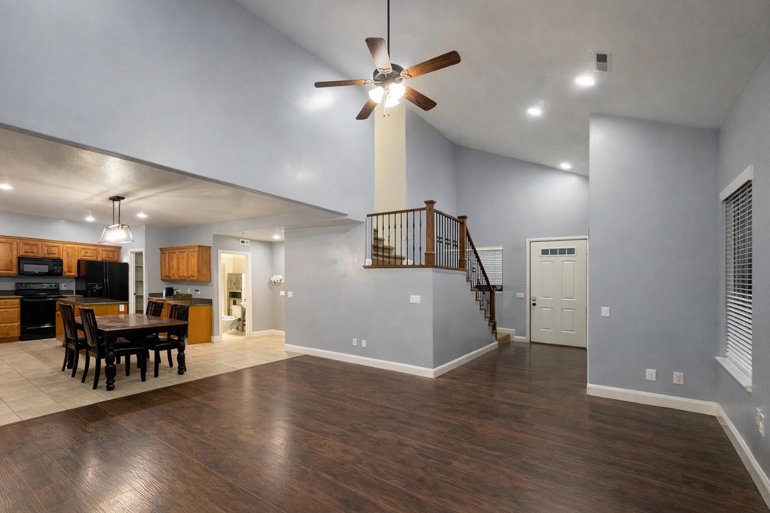 BRISTOL PARK TOWNHOMES - Residential