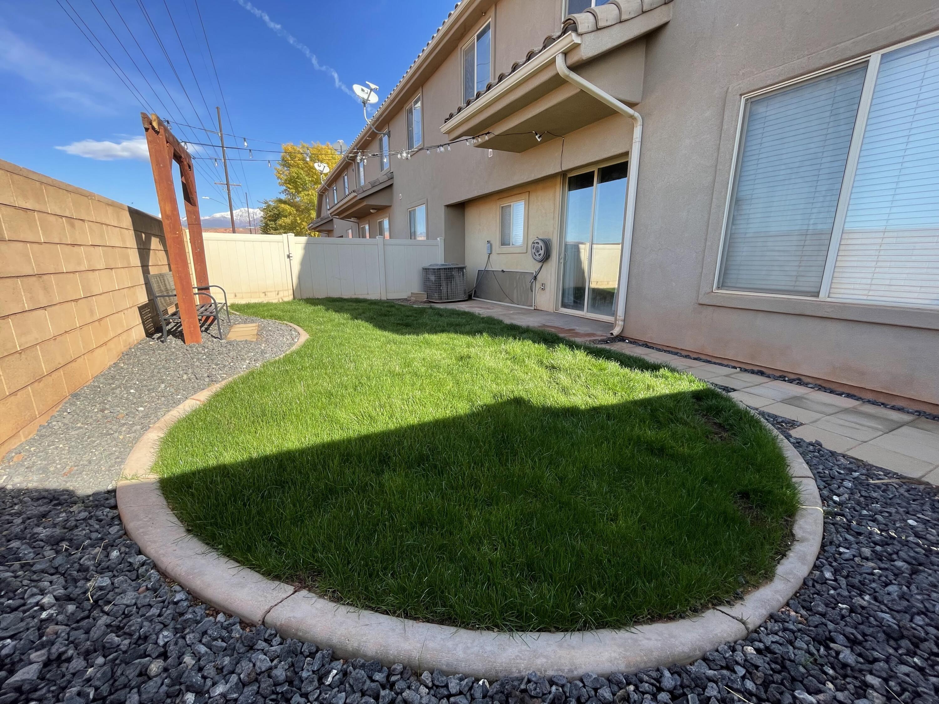 BRISTOL PARK TOWNHOMES - Residential