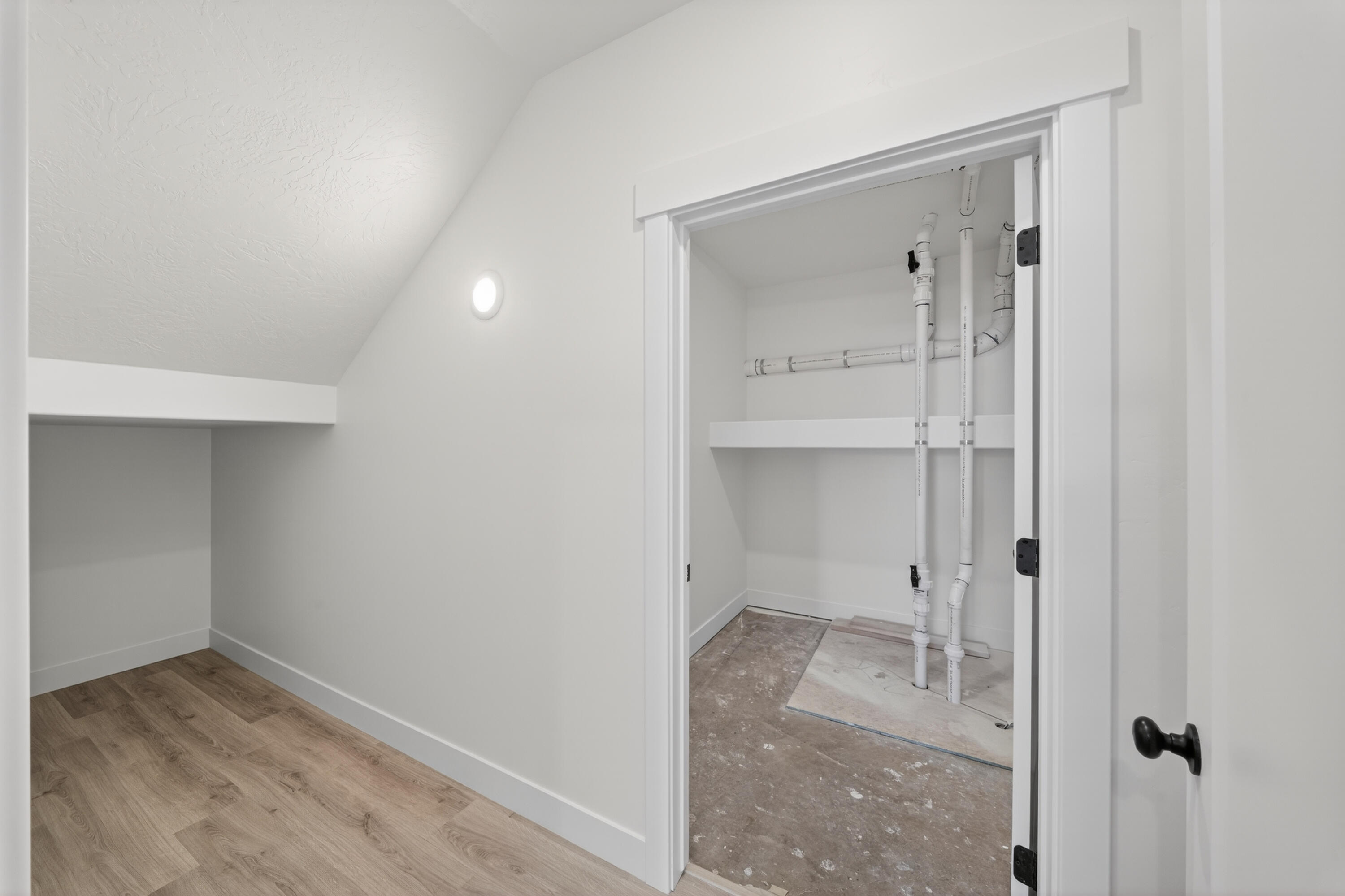 SALARNO HILLS AT DIVARIO - Residential