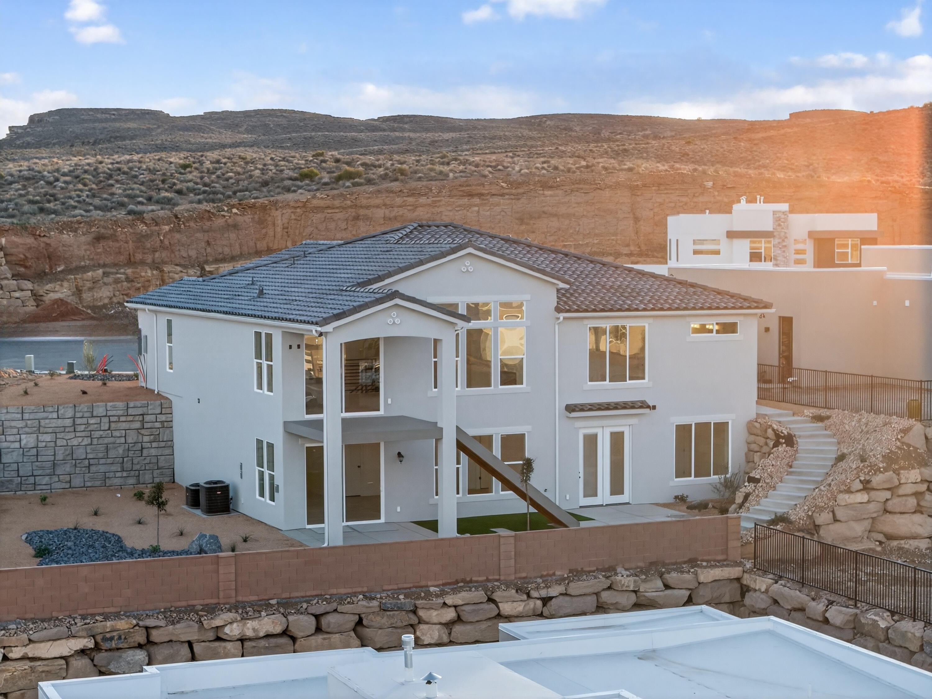 SALARNO HILLS AT DIVARIO - Residential