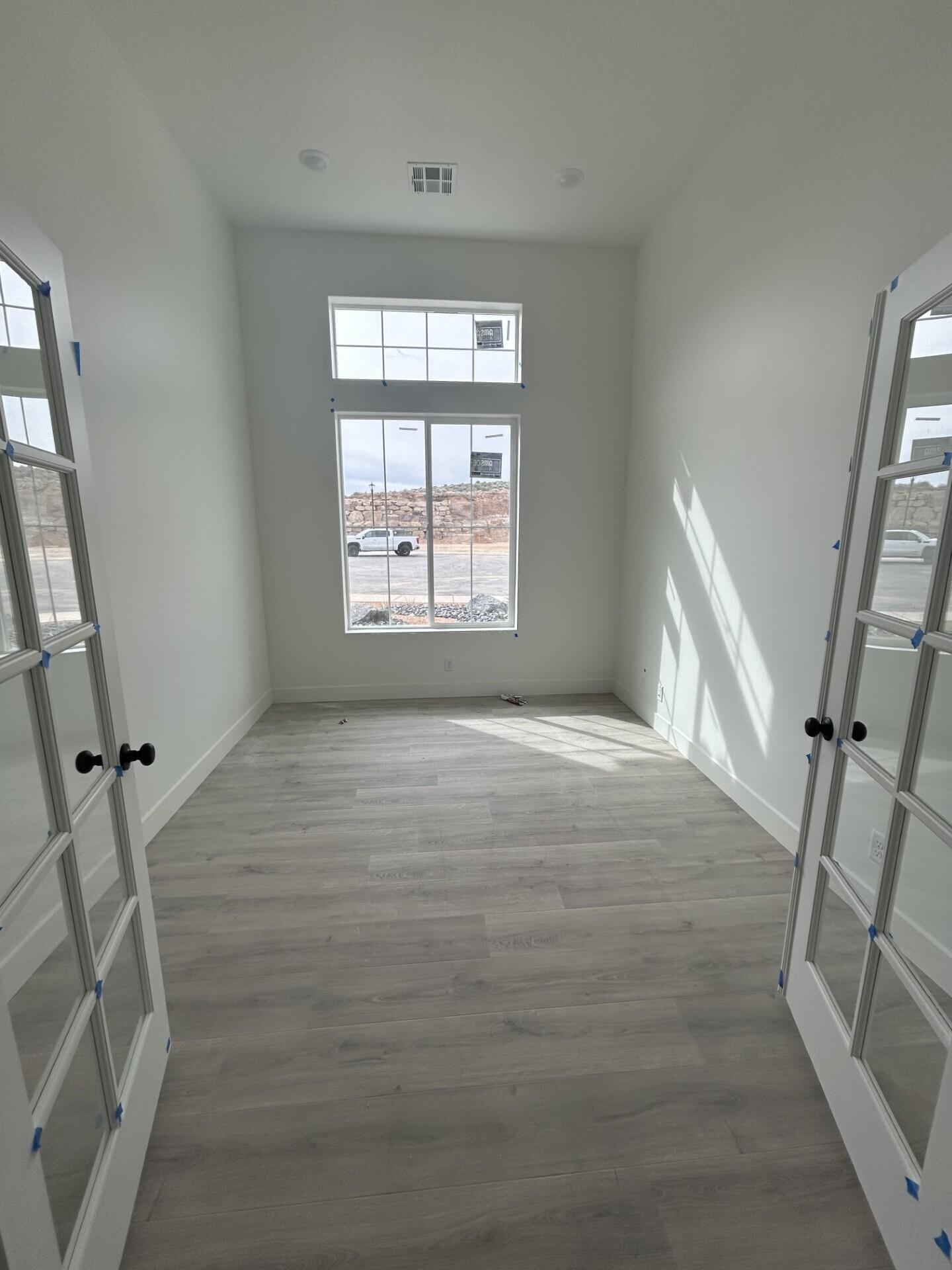 SALARNO HILLS AT DIVARIO - Residential