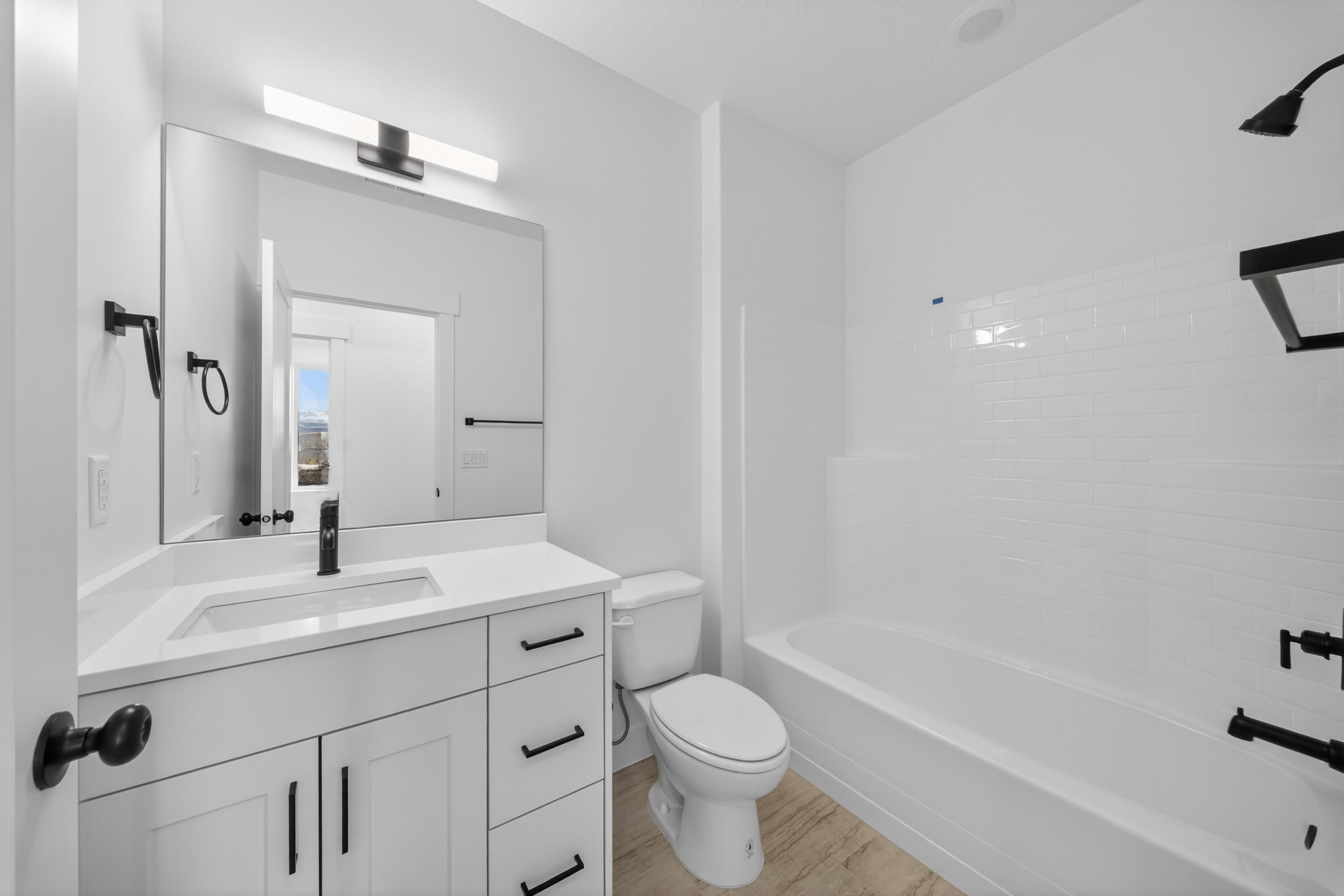 SALARNO HILLS AT DIVARIO - Residential