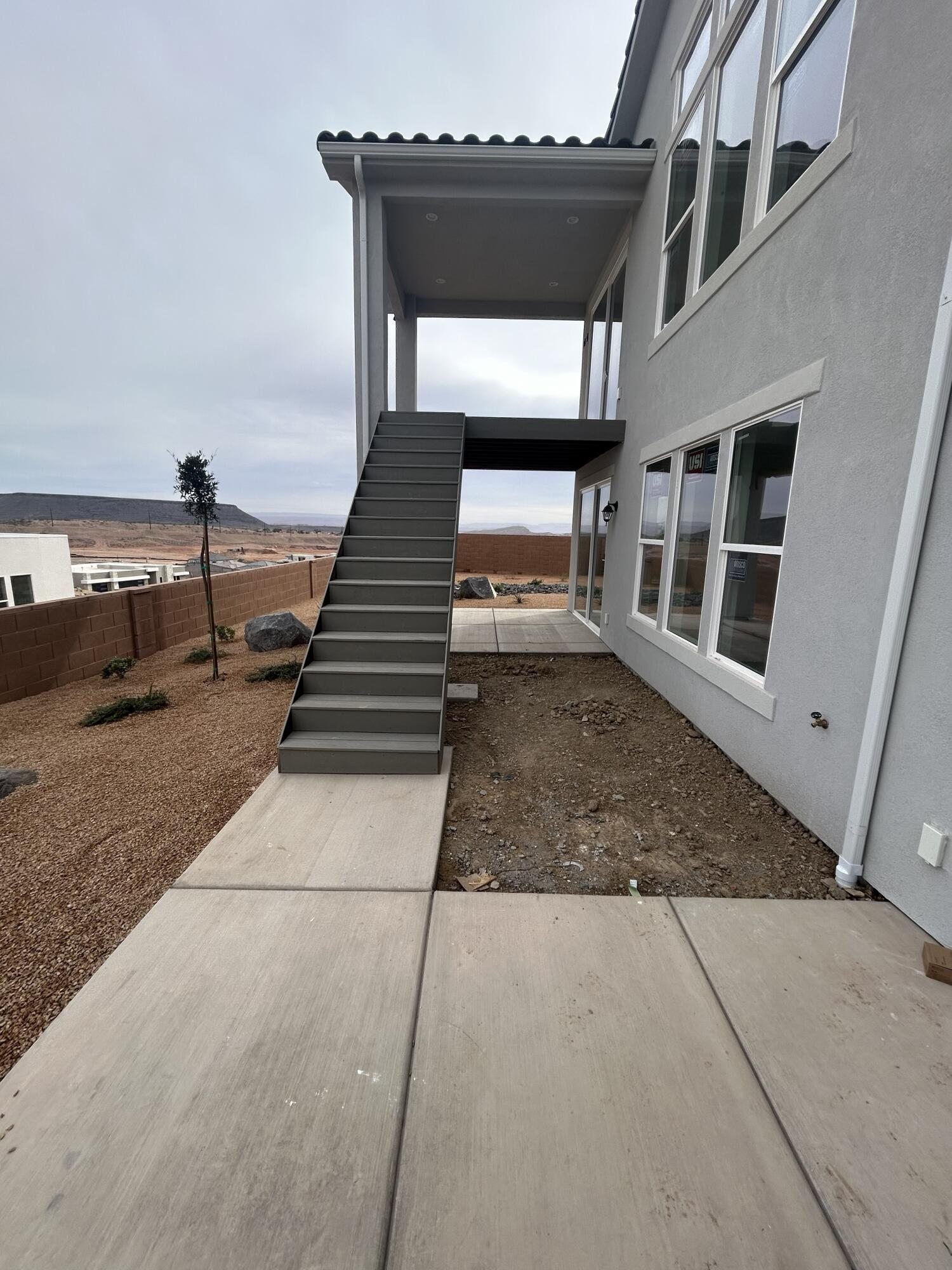 SALARNO HILLS AT DIVARIO - Residential