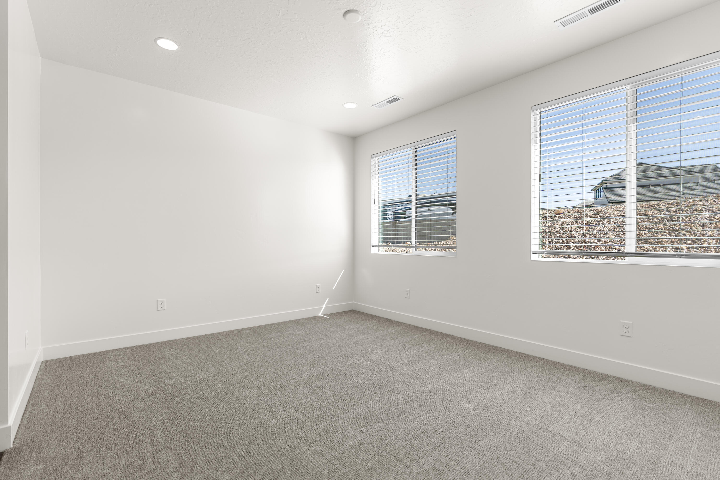 STRAWBERRY FIELDS ESTATES - Residential