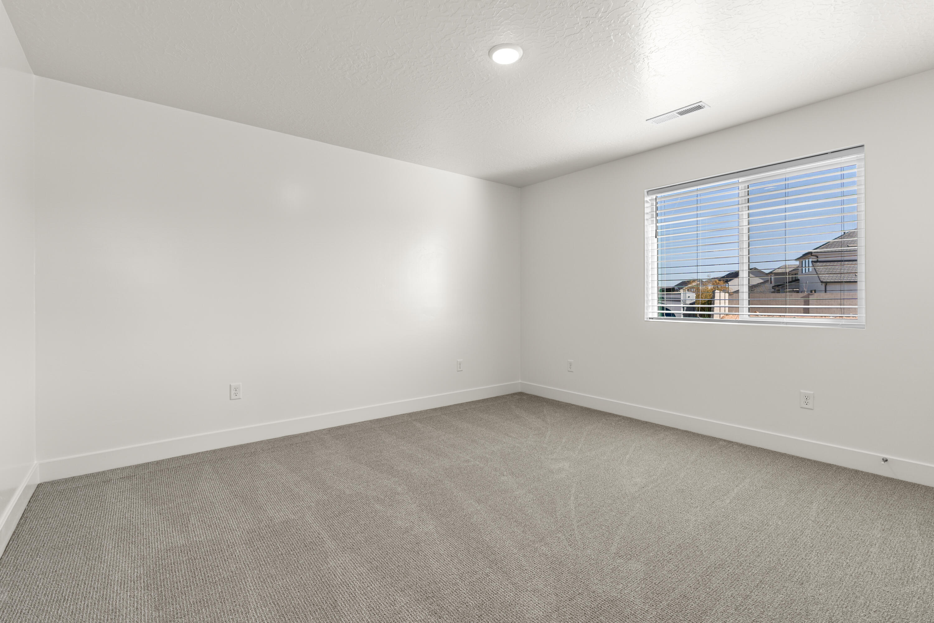 STRAWBERRY FIELDS ESTATES - Residential