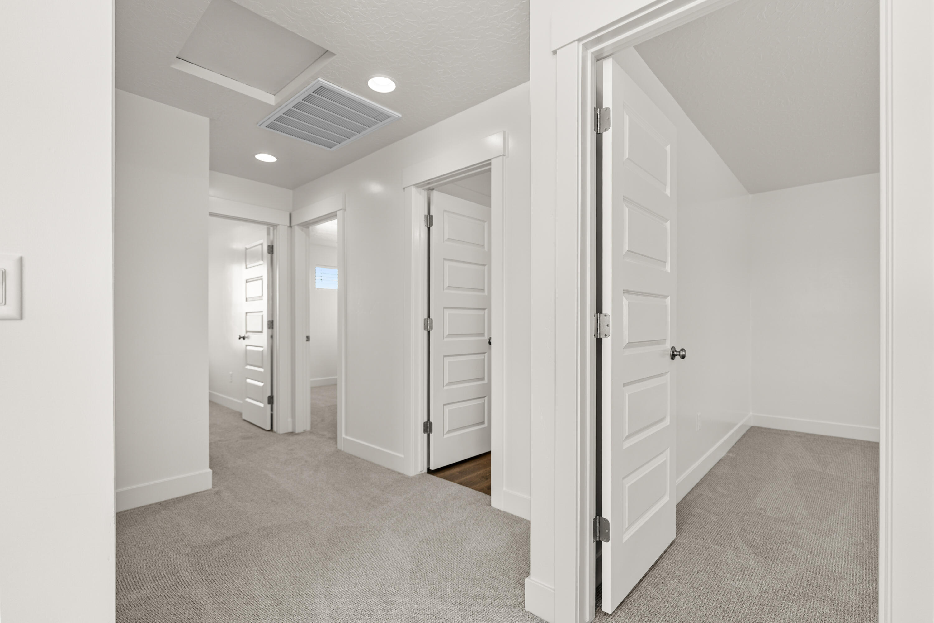 STRAWBERRY FIELDS ESTATES - Residential